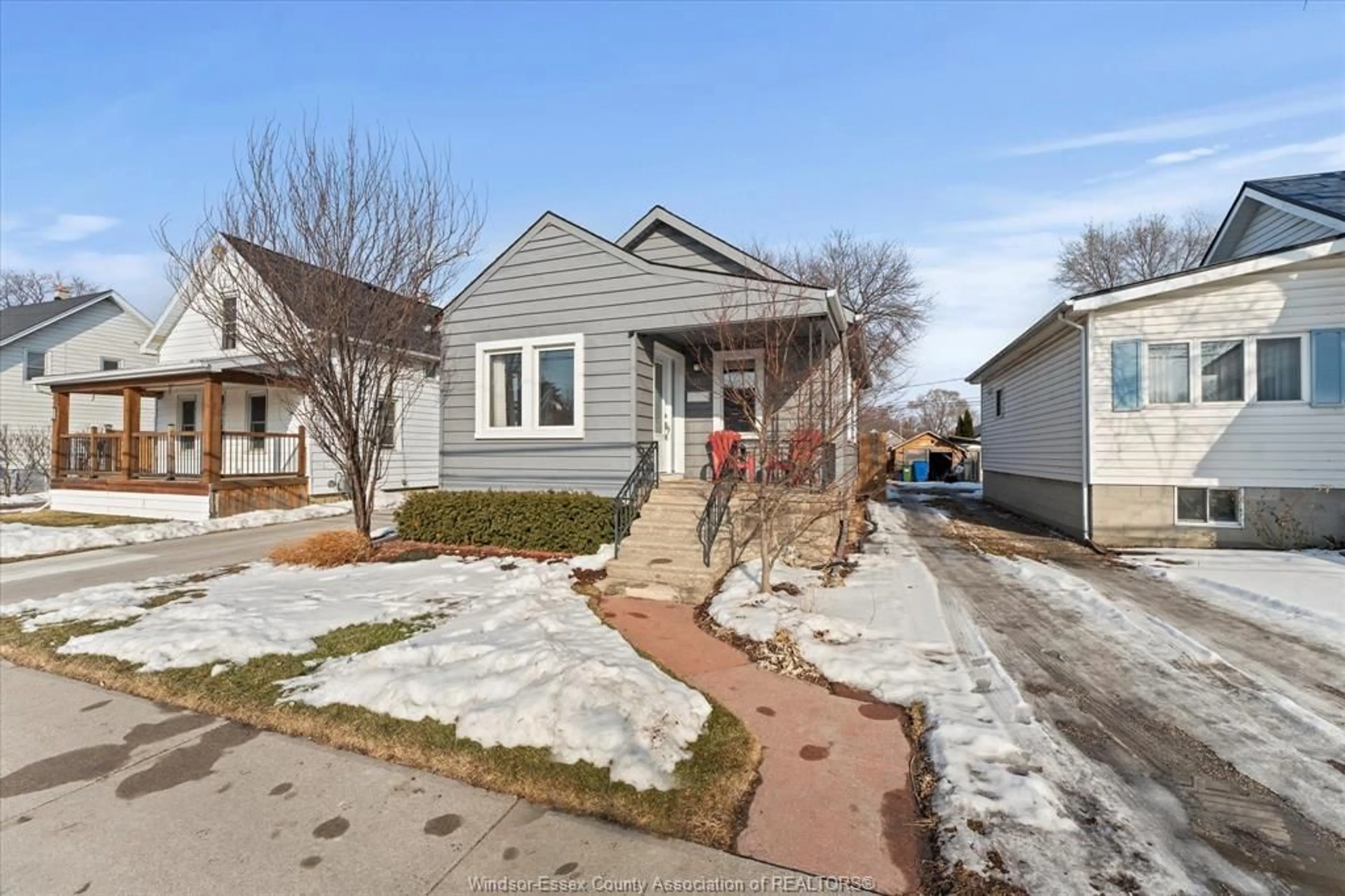 Unknown for 376 LAUZON, Windsor Ontario N8S 3L9