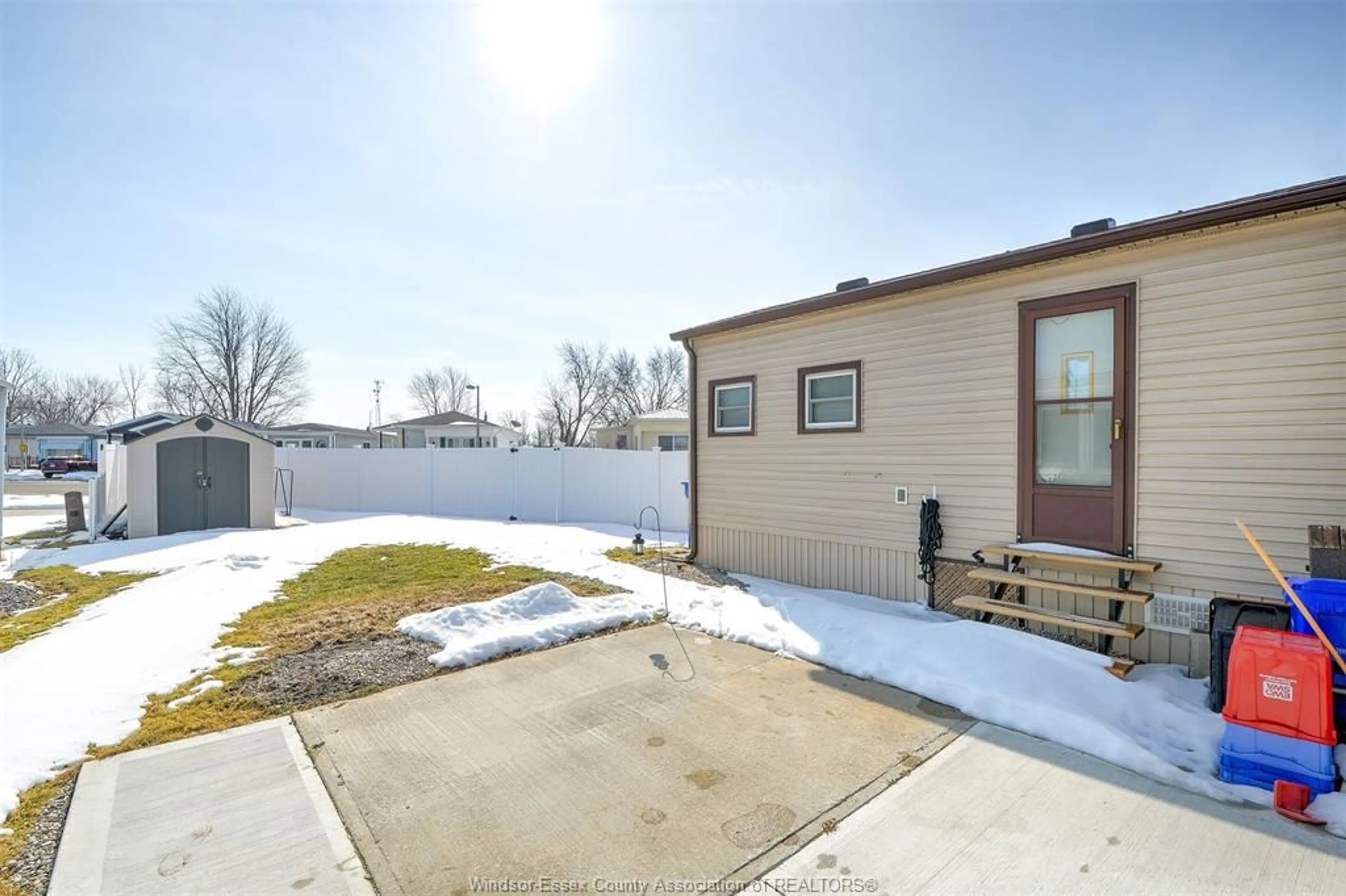 Patio, unknown for 29 PARKSIDE, McGregor Ontario N0R 1J0