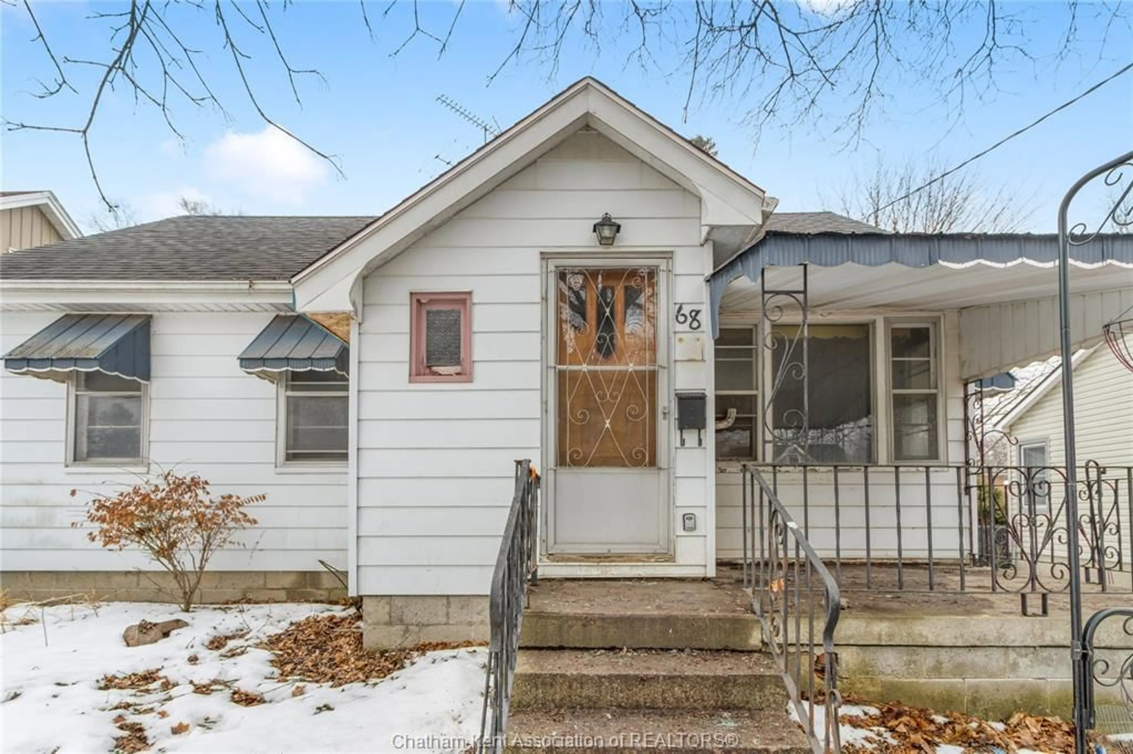 Unknown for 68 TWEEDSMUIR Ave, Chatham Ontario N7M 3Z8