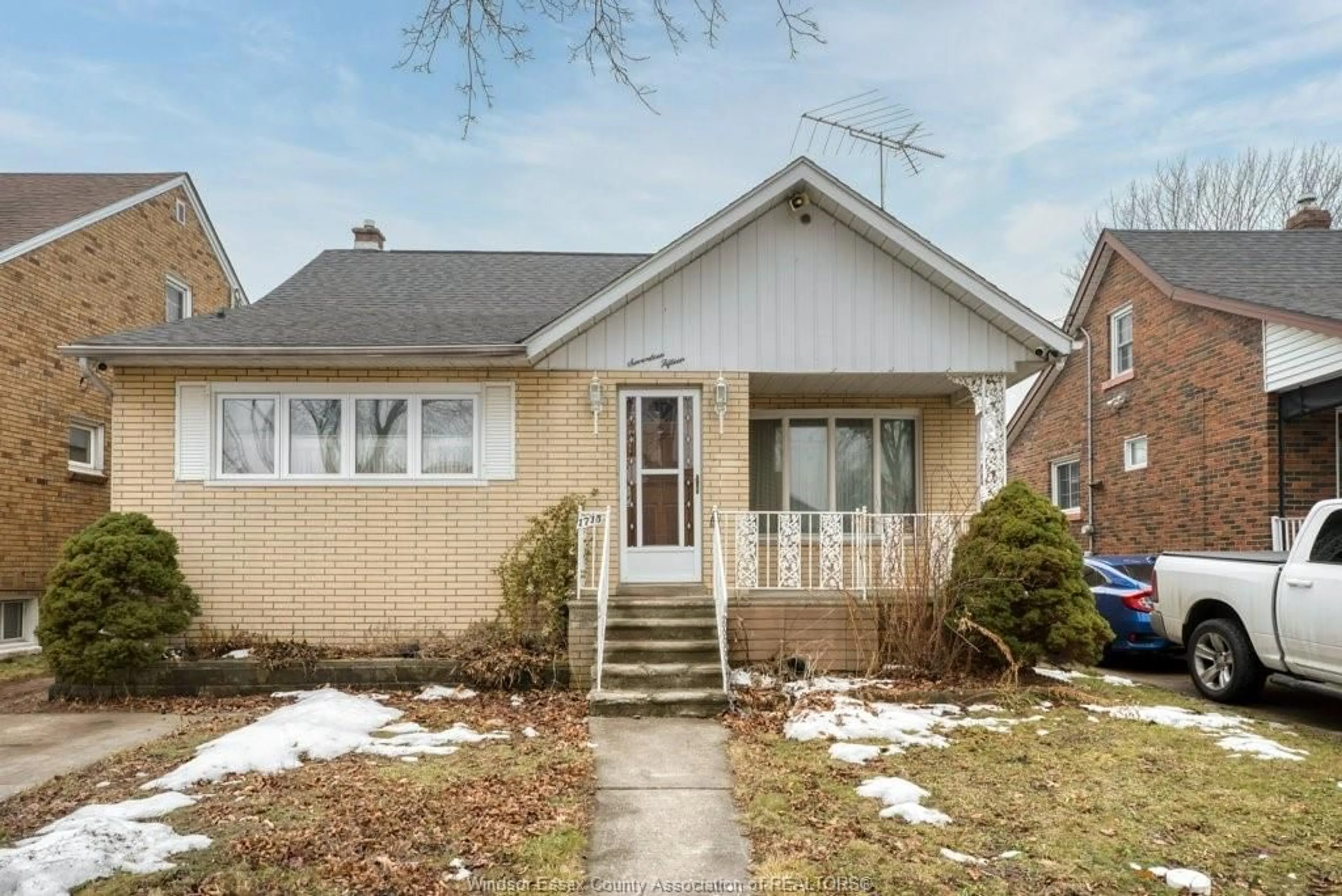 Home with brick exterior material, street for 1715 ALEXIS Rd, Windsor Ontario N8Y 4P6