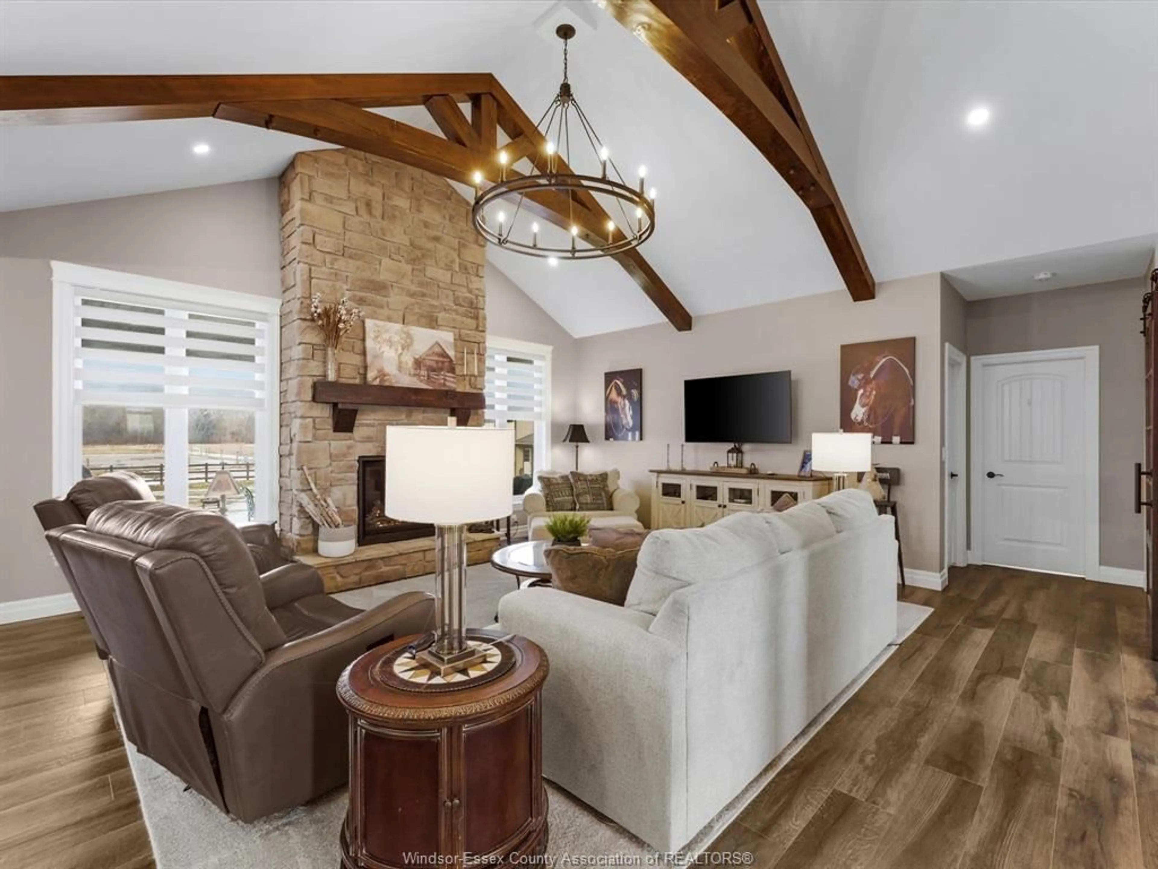 Living room with furniture, unknown for 4940 4TH CONCESSION Rd, Harrow Ontario N0R 1G0