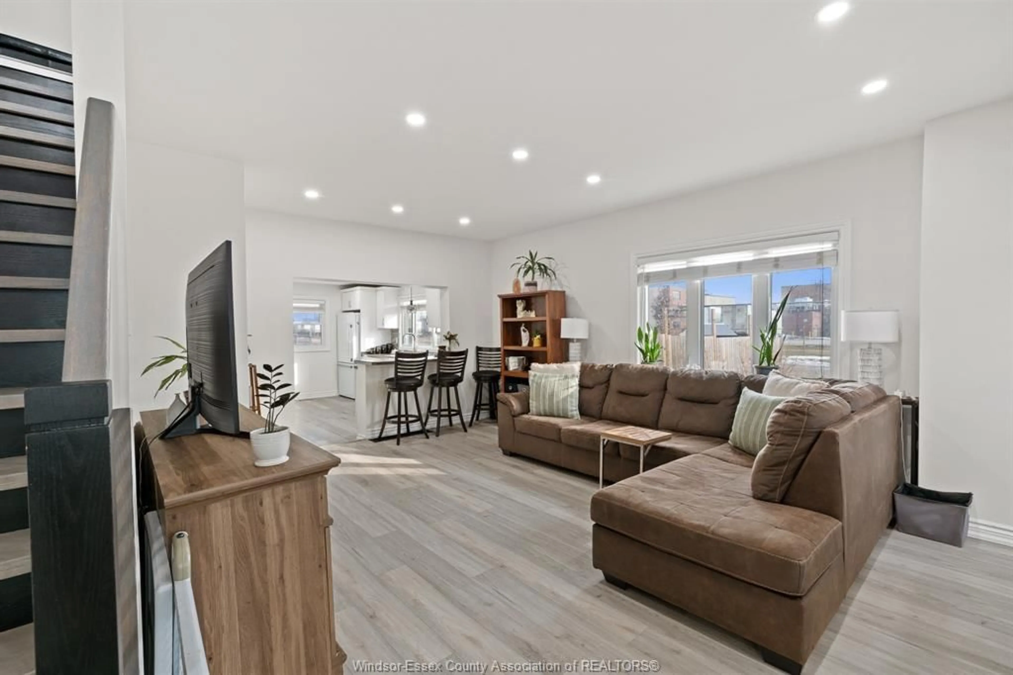 Living room with furniture, unknown for 125 FRASER Ave, Amherstburg Ontario N9V 2W5