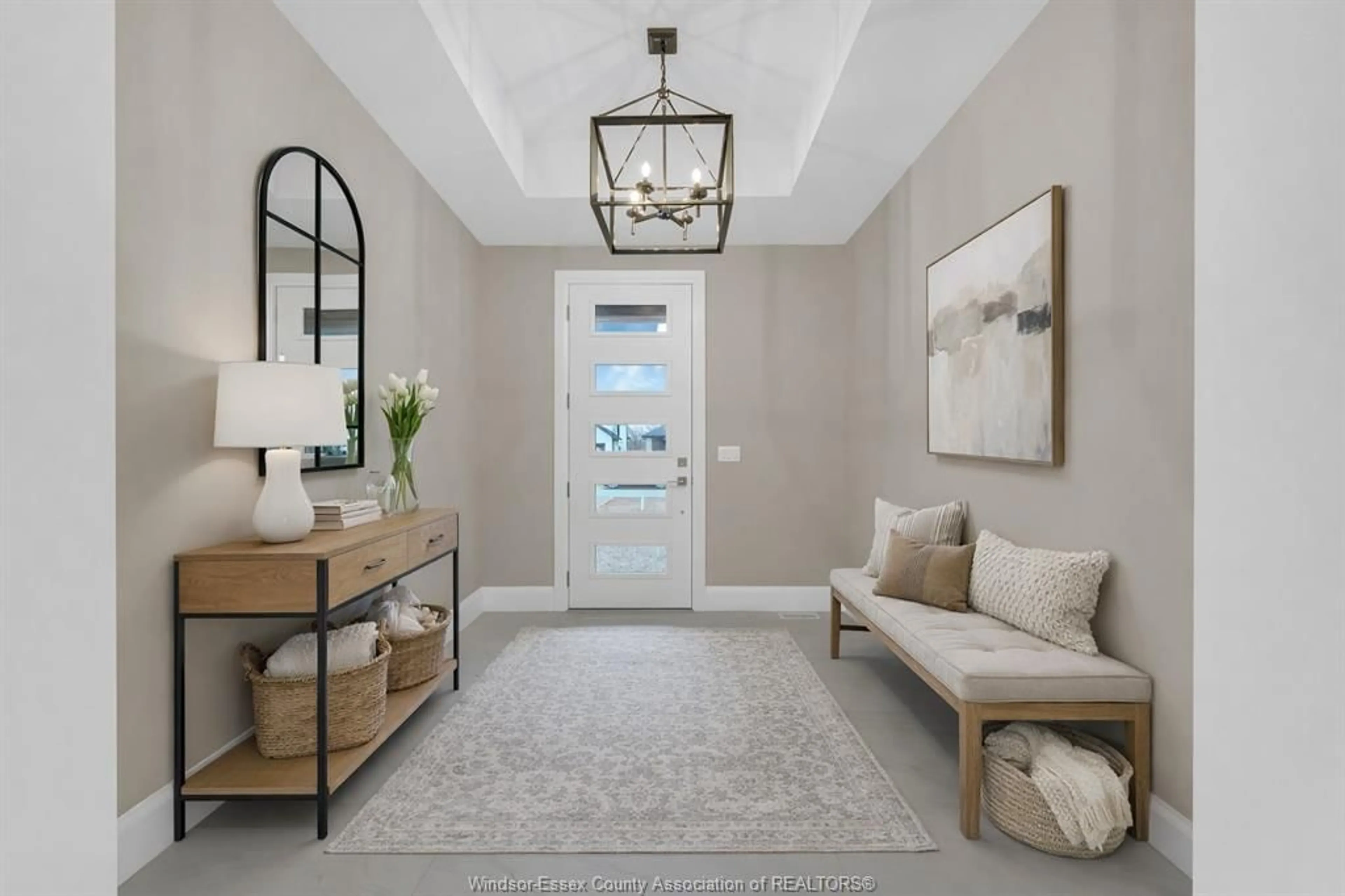 Indoor entryway for 61 HILTON Crt, Amherstburg Ontario N9V 4B6