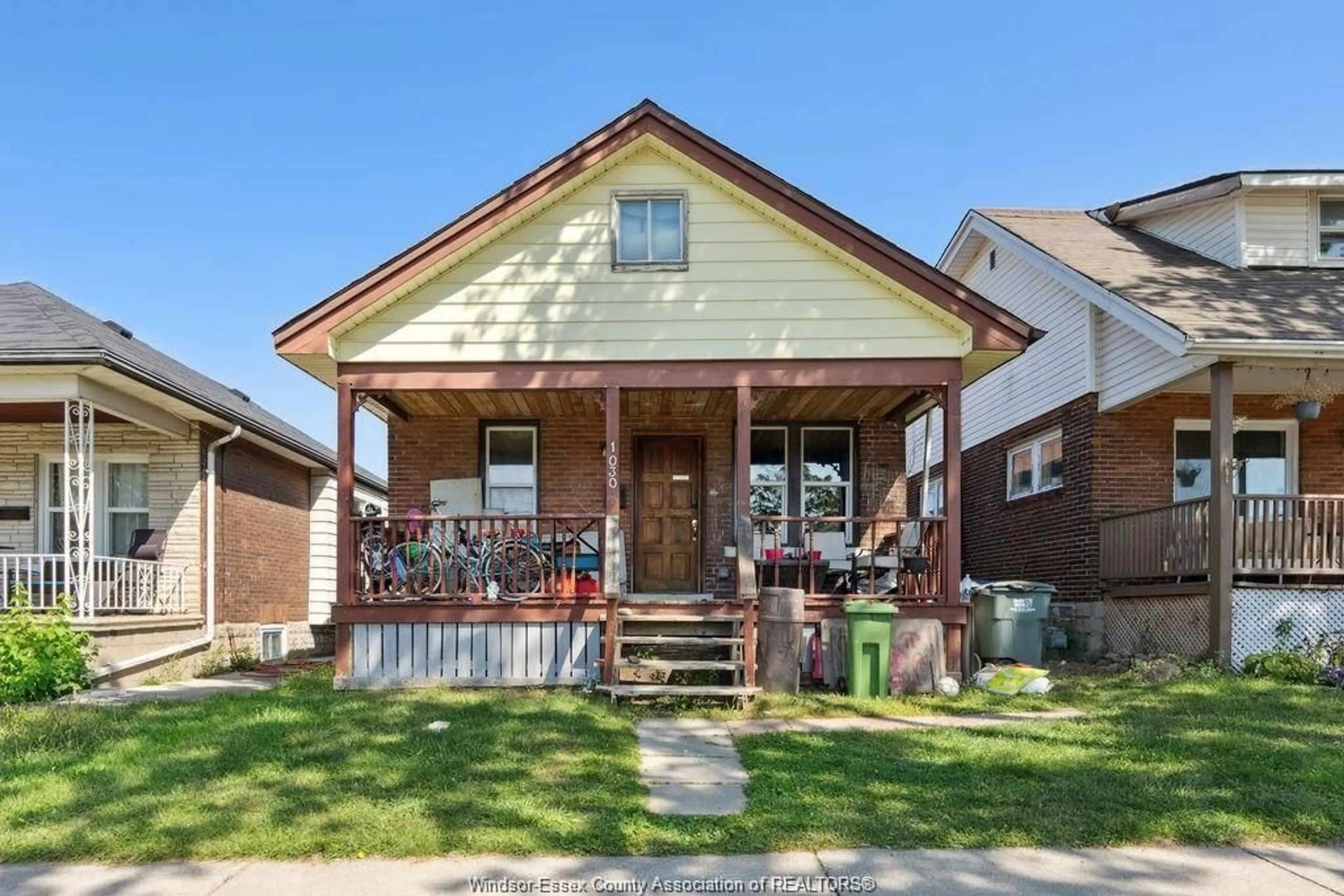 Home with brick exterior material, street for 1030 OAK St, Windsor Ontario N9A 5G4