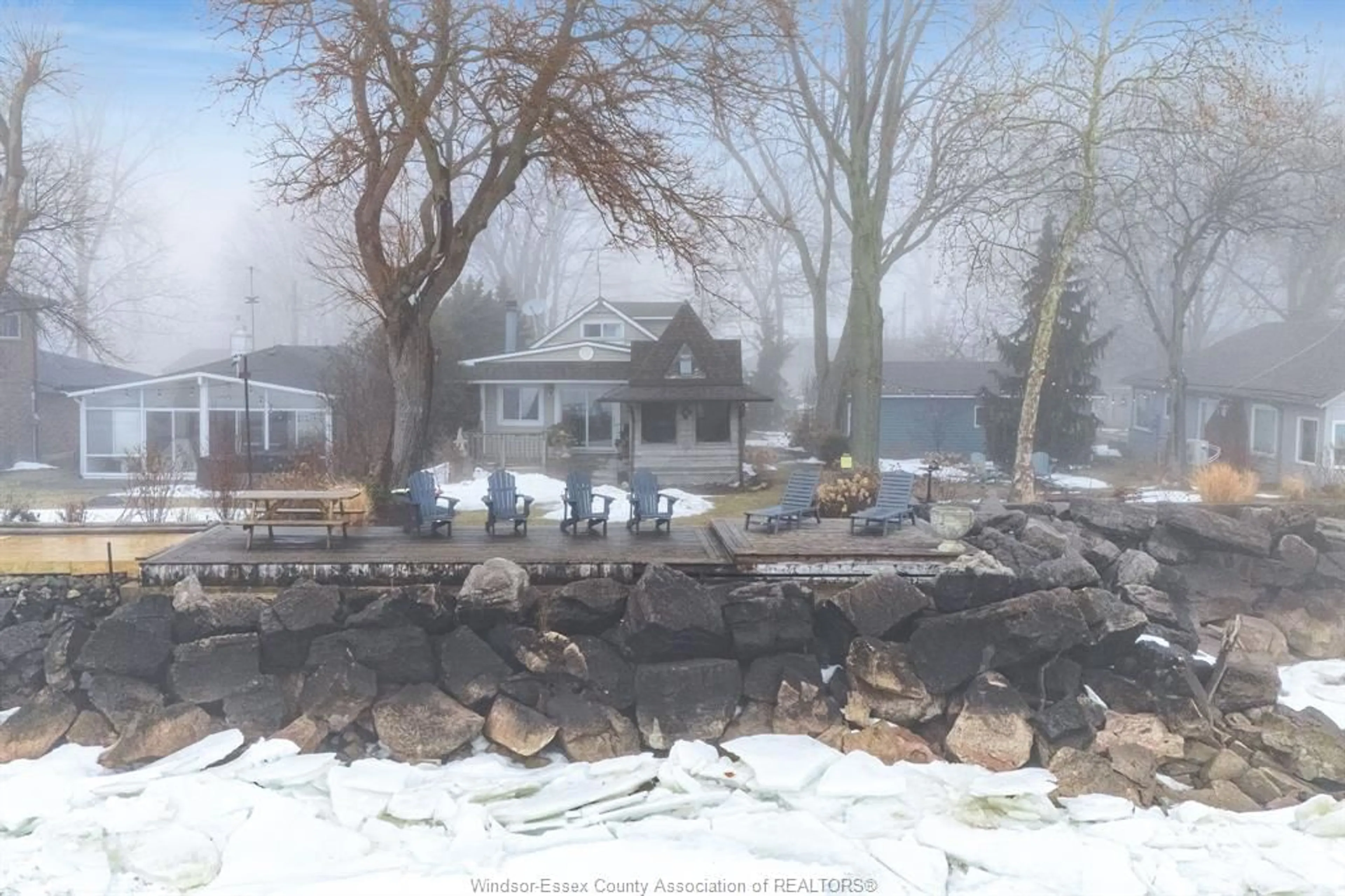 Blurry image for 927 & 929 Iler Beach, Essex Ontario N0R 1G0