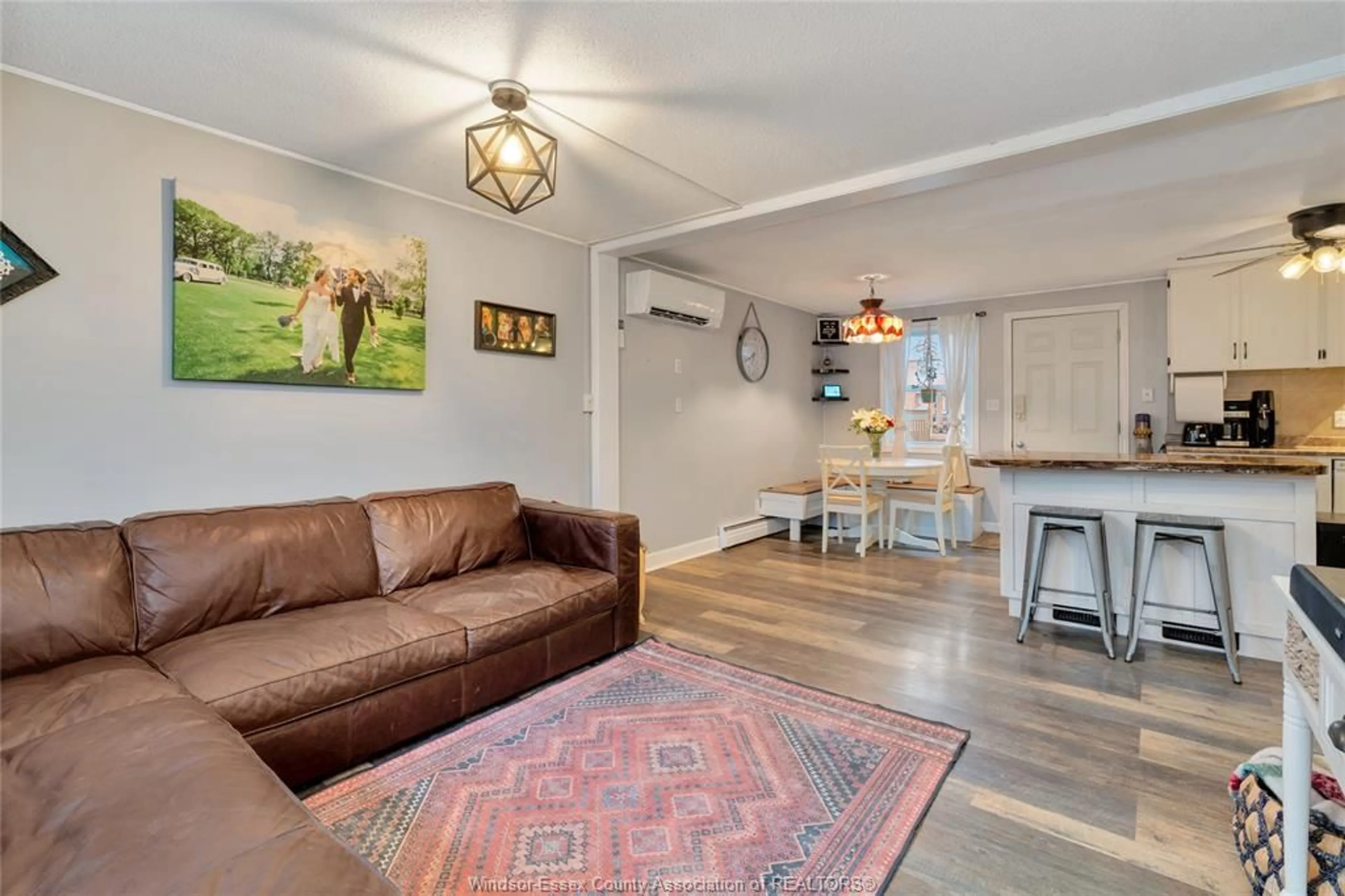 Living room with furniture, unknown for 10260 CALEDON Crt, Windsor Ontario N8R 1C6