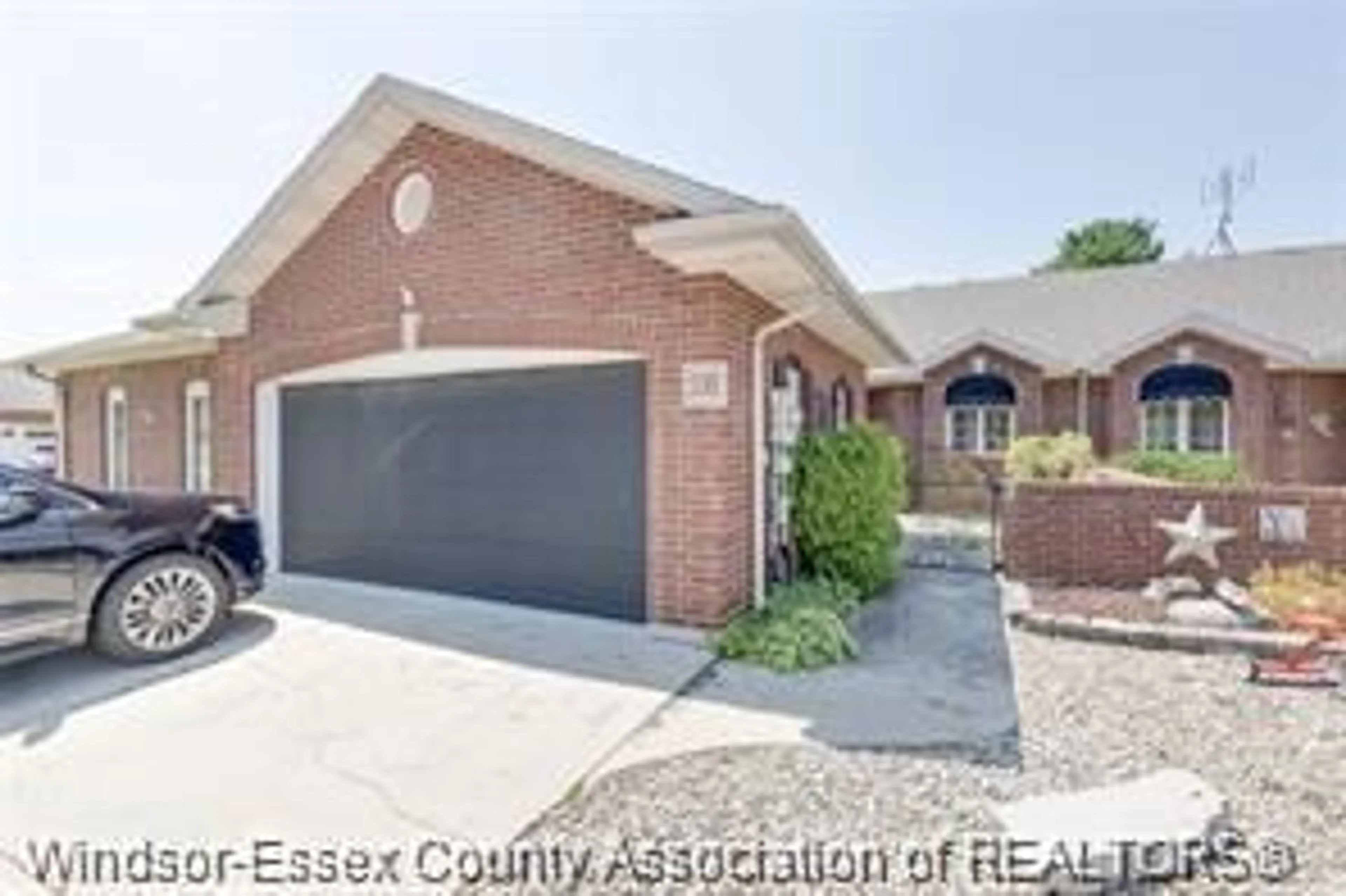 Home with brick exterior material, street for 330 SADDLE Lane, Kingsville Ontario N9Y 4A6