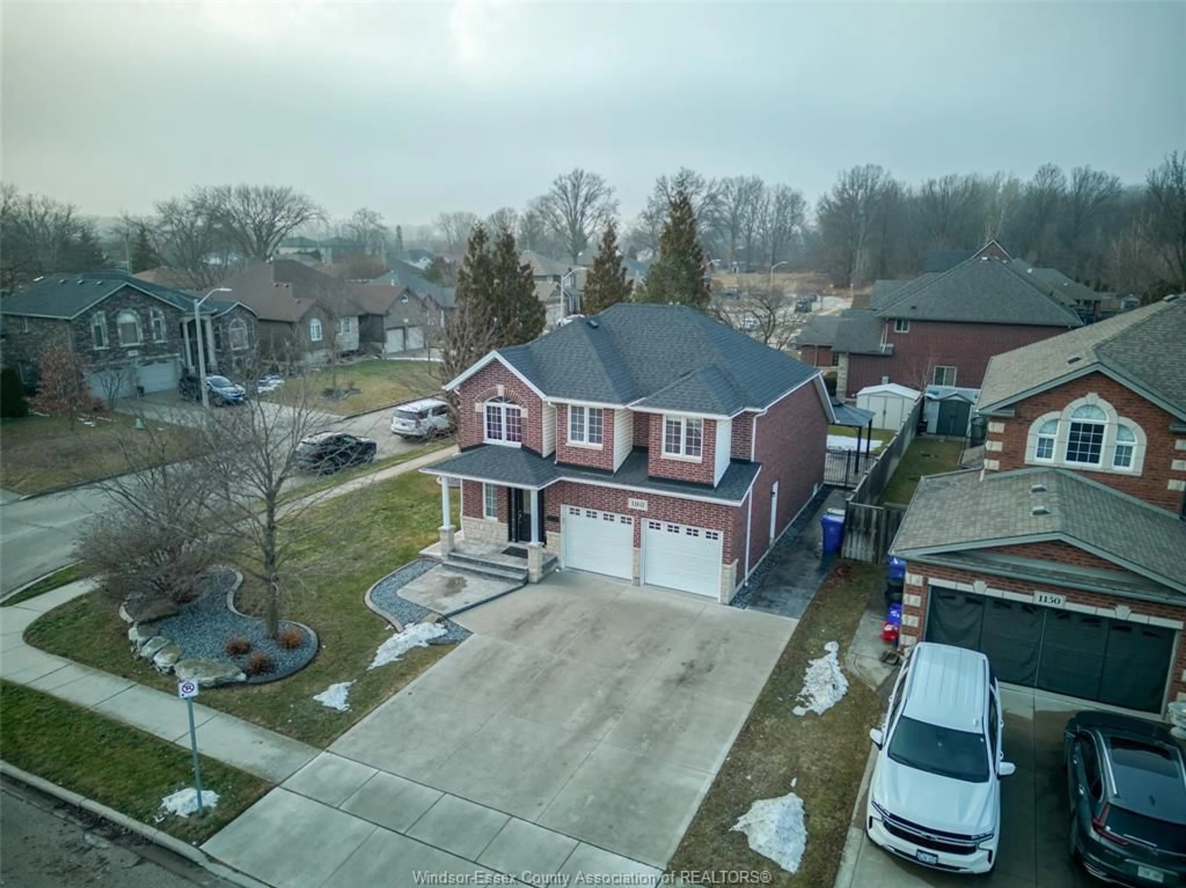 A pic from outside/outdoor area/front of a property/back of a property/a pic from drone, street for 168 PIAZZA, Windsor Ontario N9E 4Y7