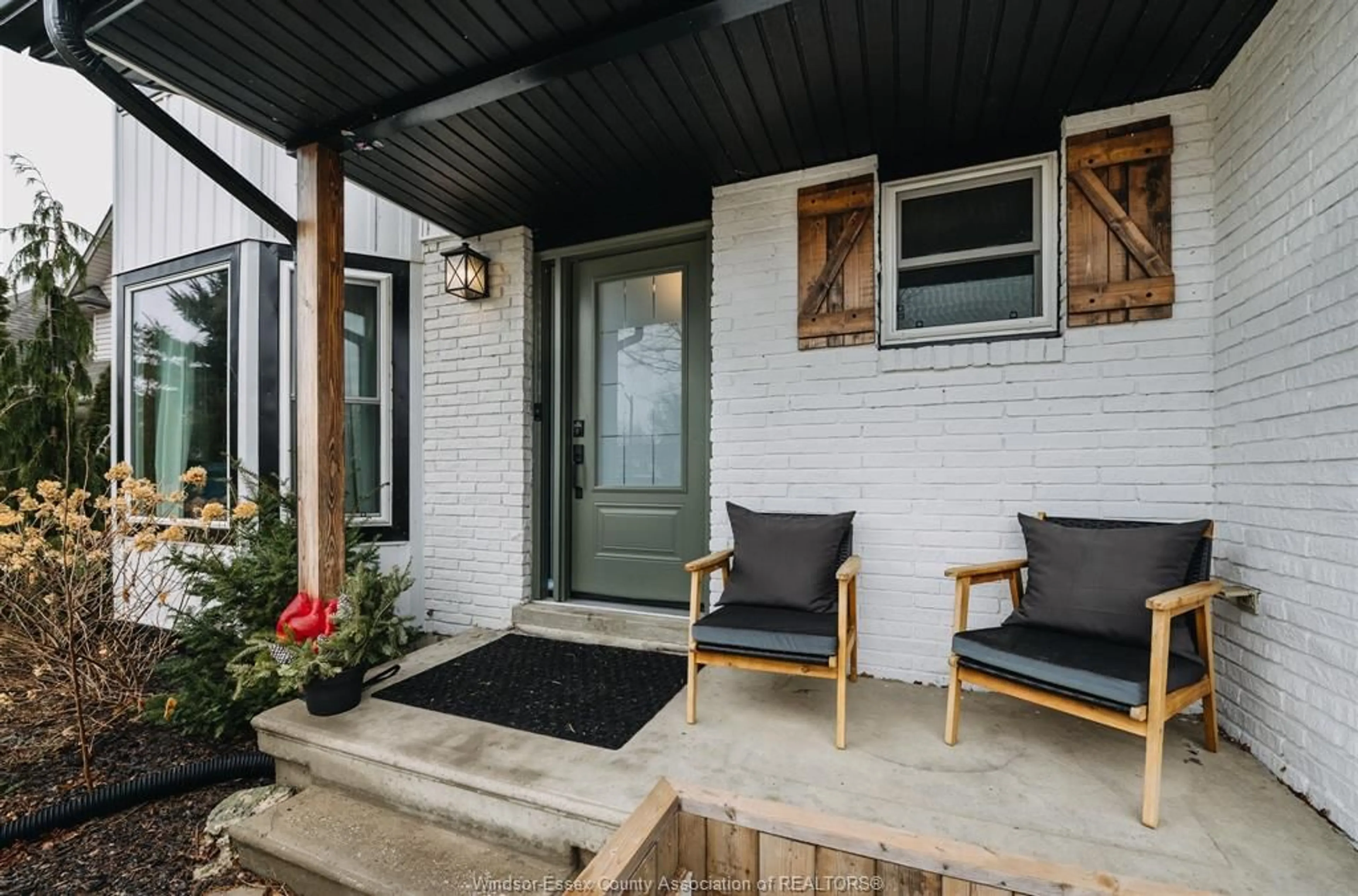 Patio, street for 126 ROYAL, Belle River Ontario N0R 1A0