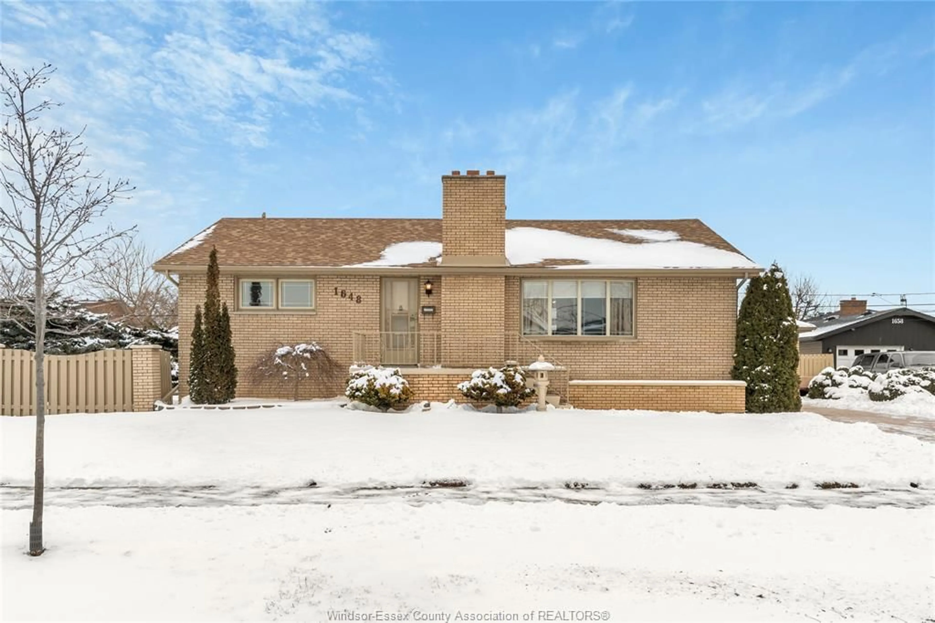 Unknown for 1648 CALIFORNIA, Windsor Ontario N9B 3A5