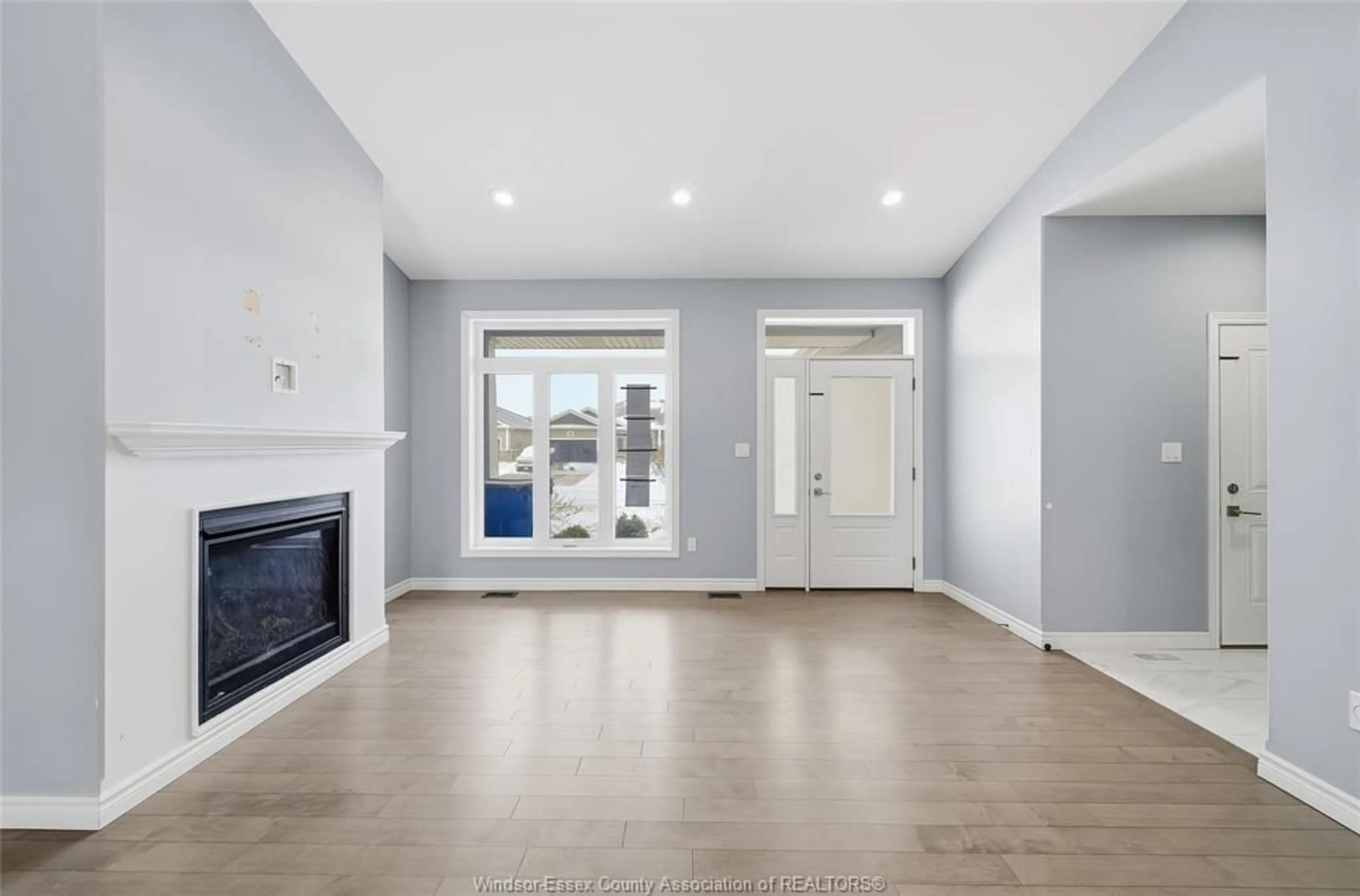 Unknown for 208 SUMMERSET Pl, Chatham Ontario N7L 0G4