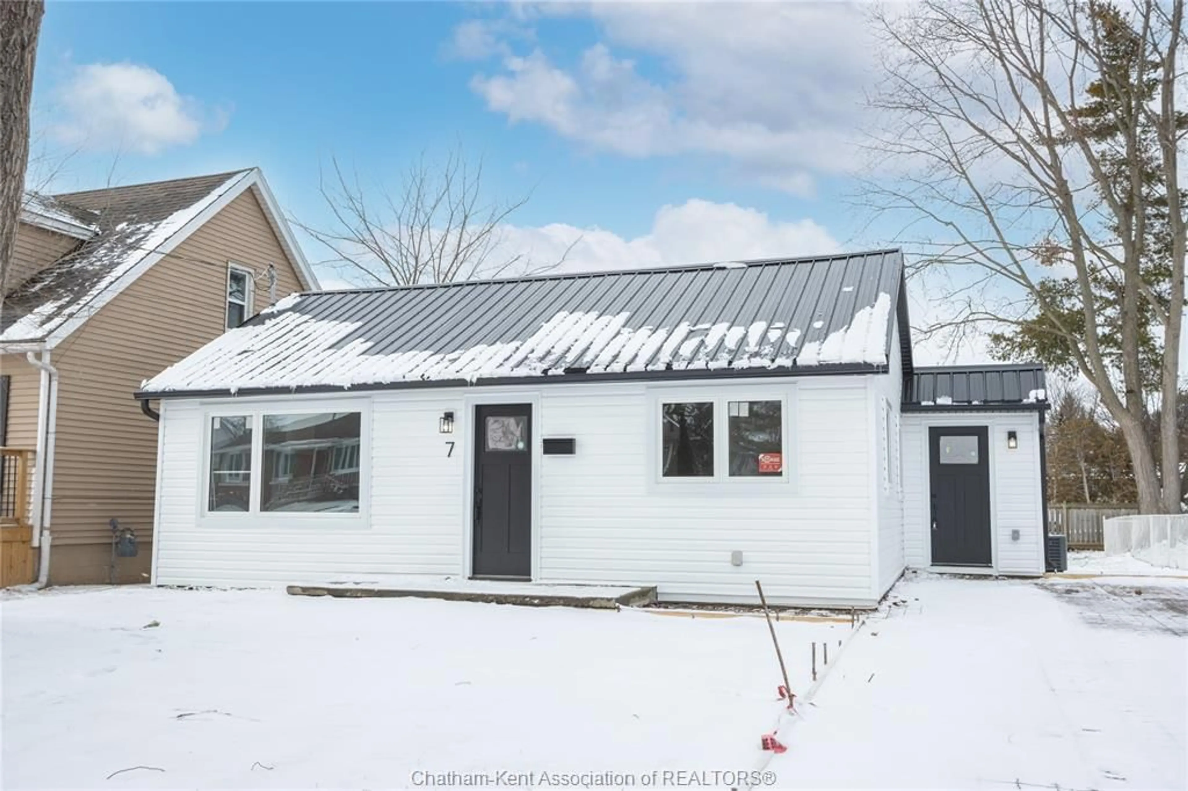 Unknown for 7 OXLEY Dr, Chatham Ontario N7L 2K5