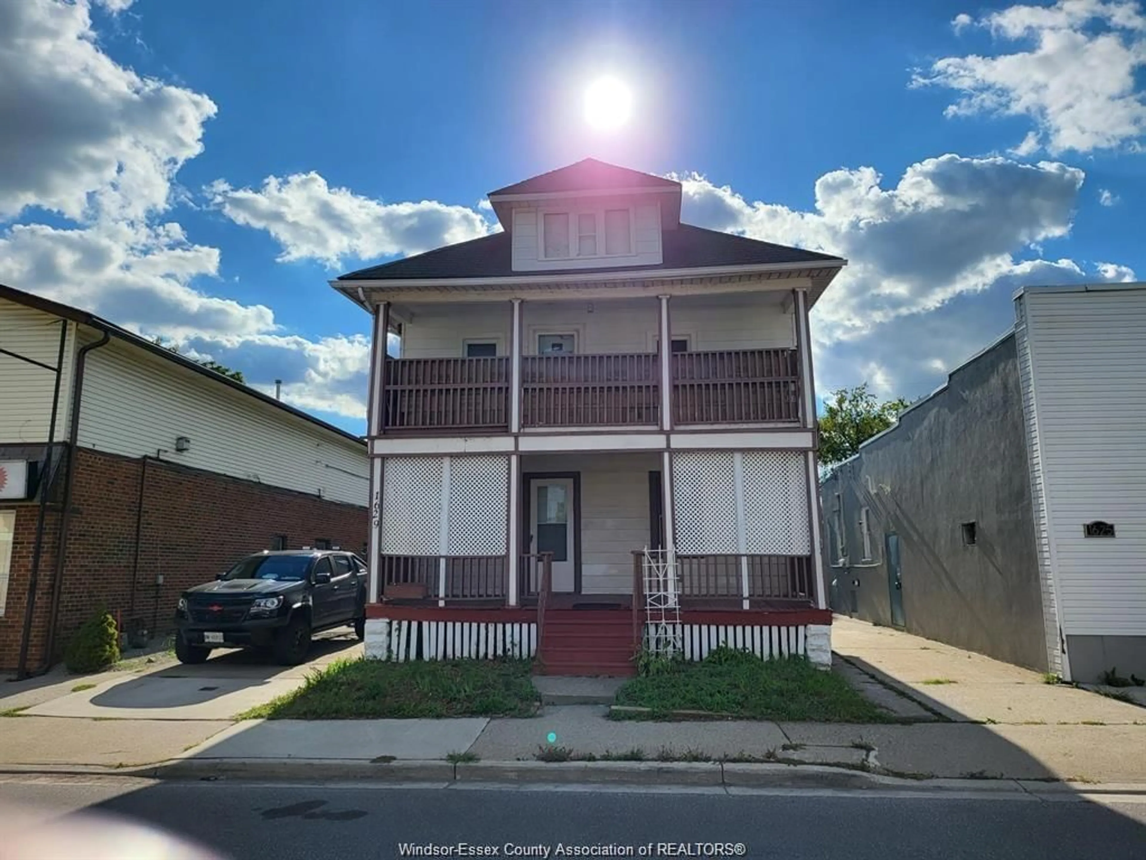 A pic from outside/outdoor area/front of a property/back of a property/a pic from drone, street for 1629-31 DROUILLARD Rd, Windsor Ontario N8Y 2S4