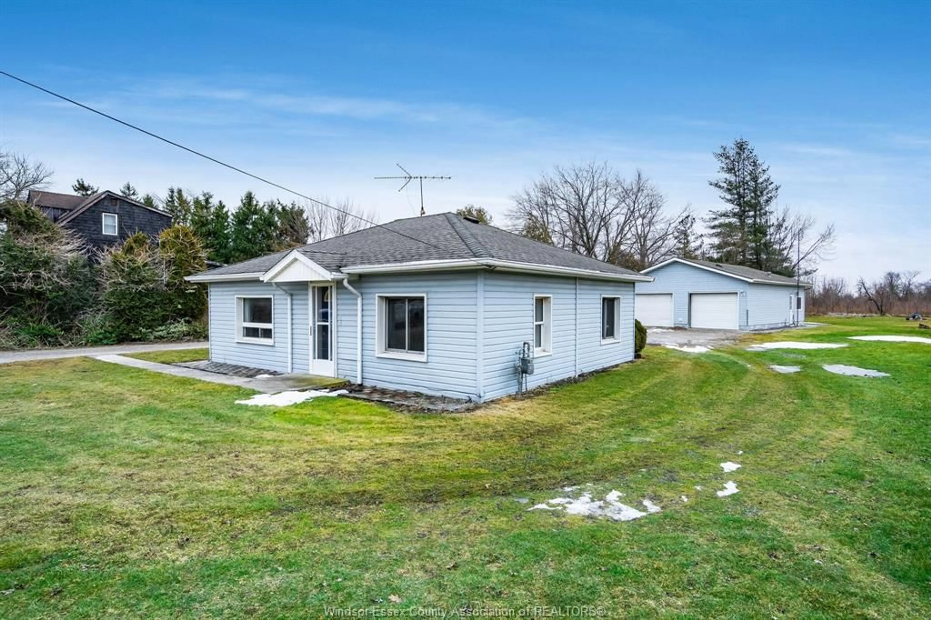 Unknown for 672 Talbot Rd, Maidstone Ontario N0R 1K0