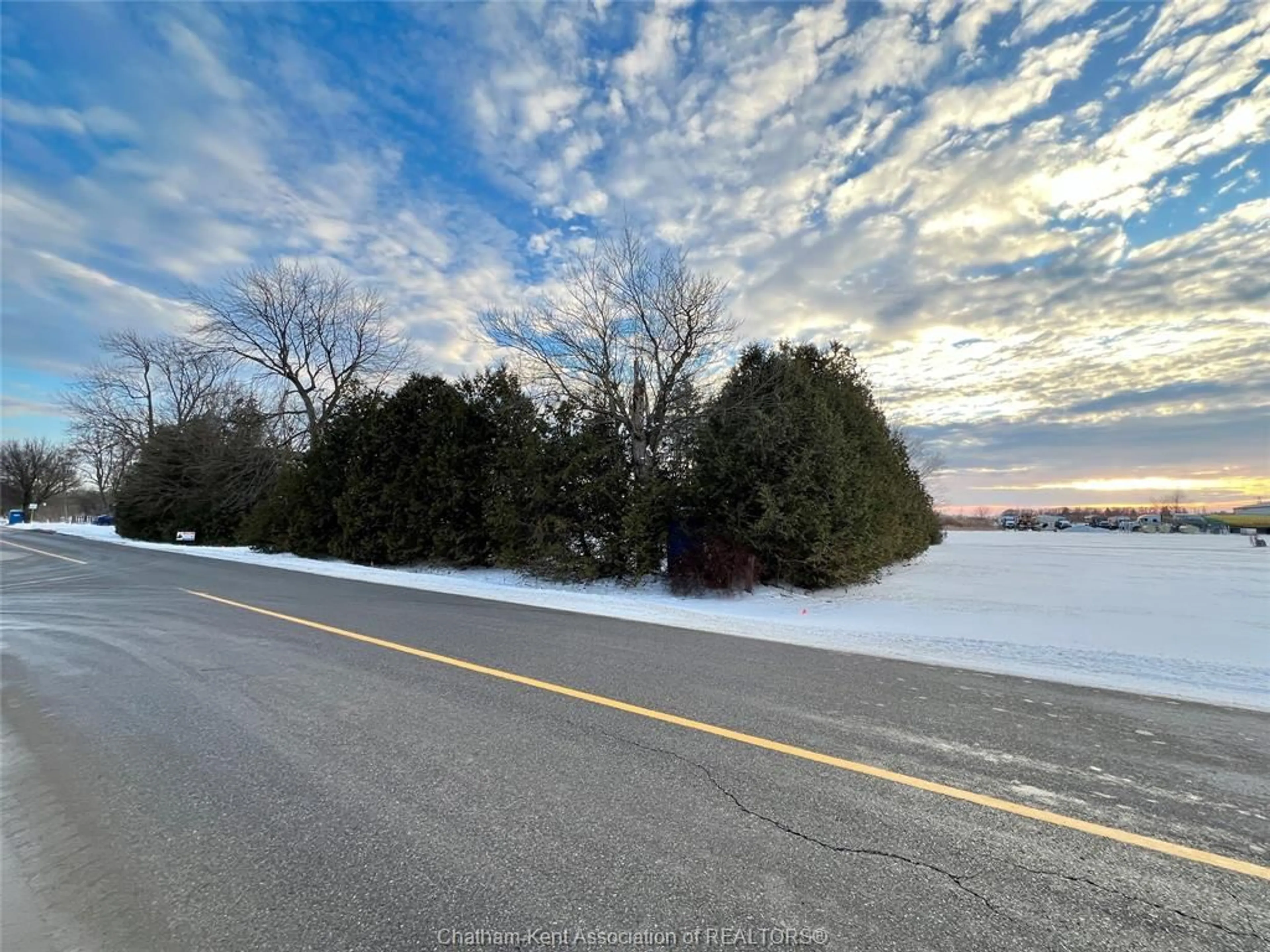 Blurry image for 106 Erie St, Ridgetown Ontario N0P 2C0