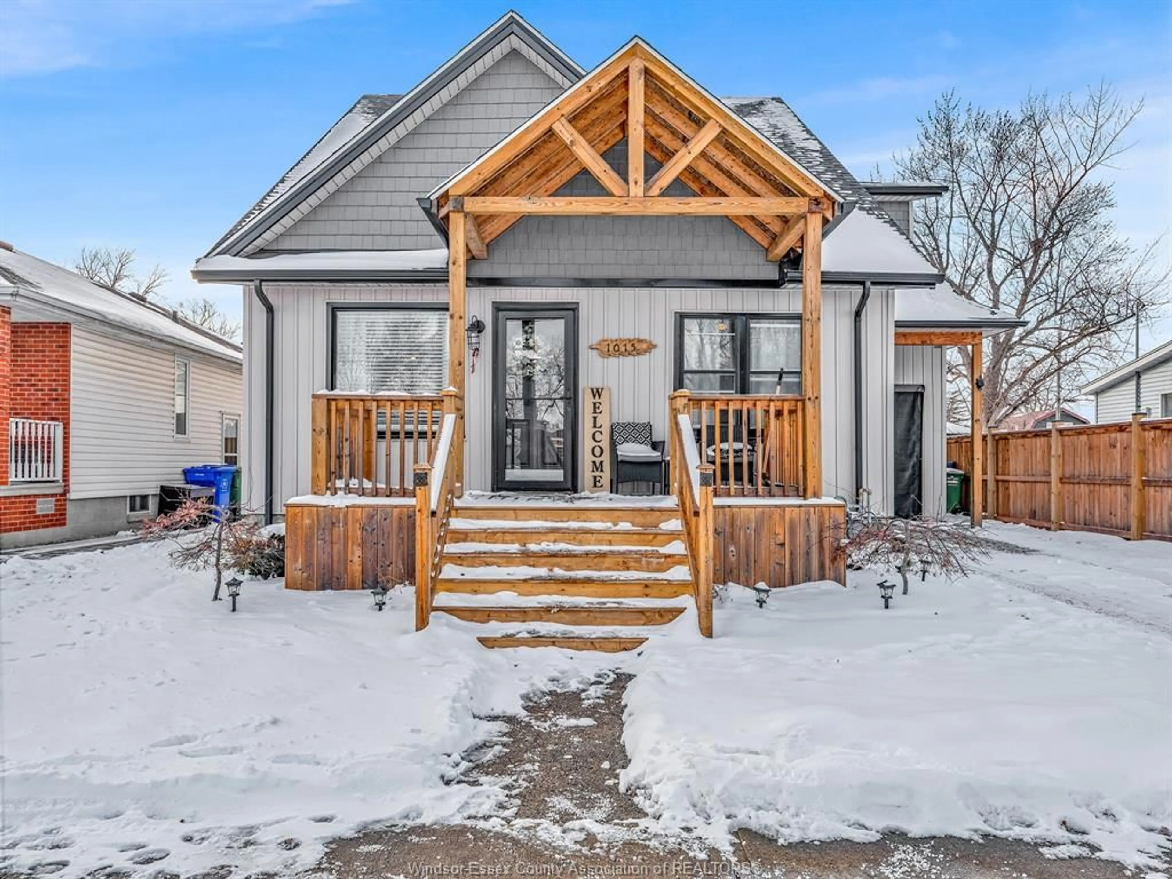 Unknown for 1015 WILLIAM, Tecumseh Ontario N8N 2A5