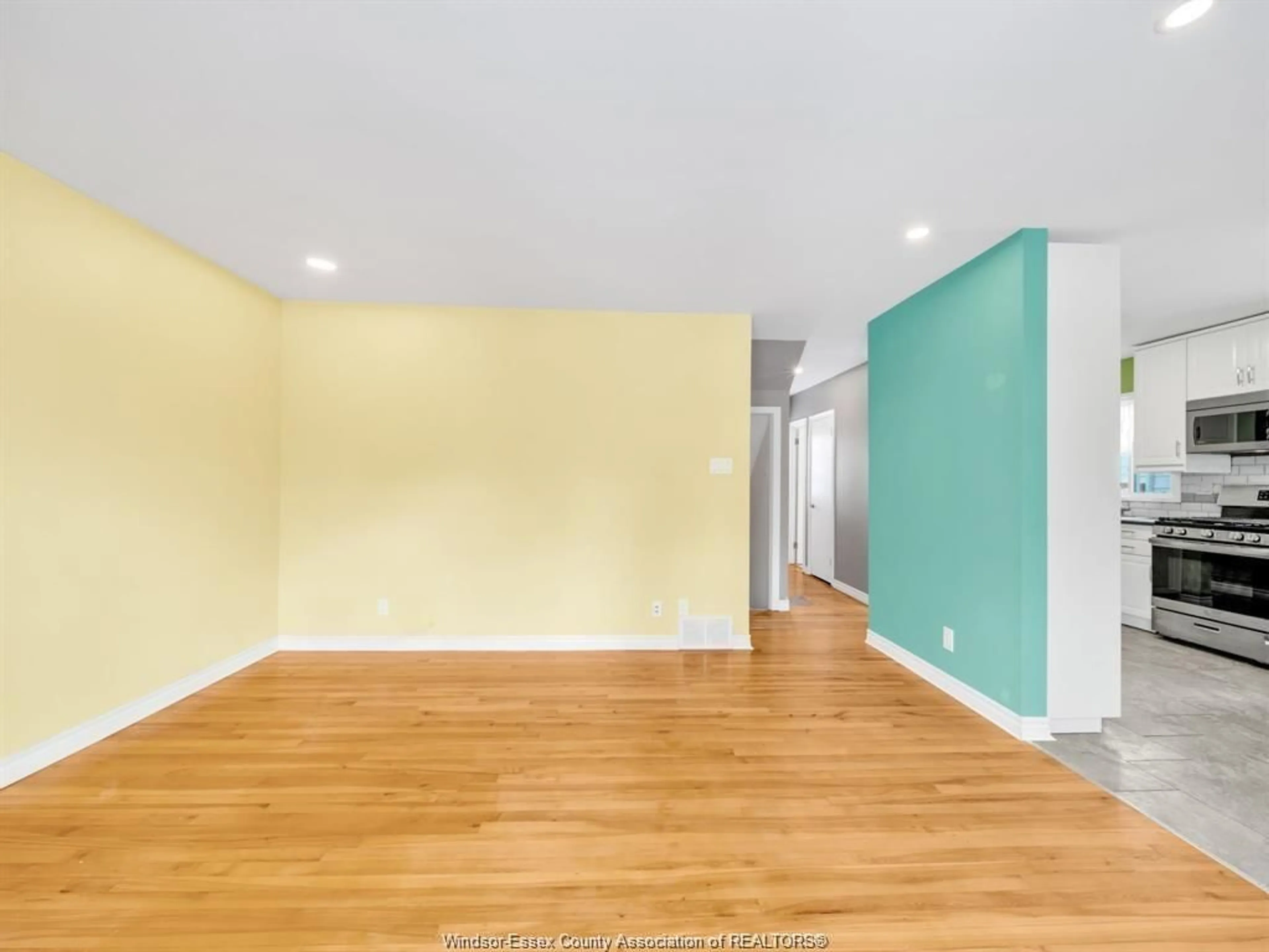 A pic of a room for 1484 FRANCOIS, Windsor Ontario N8Y 4L4