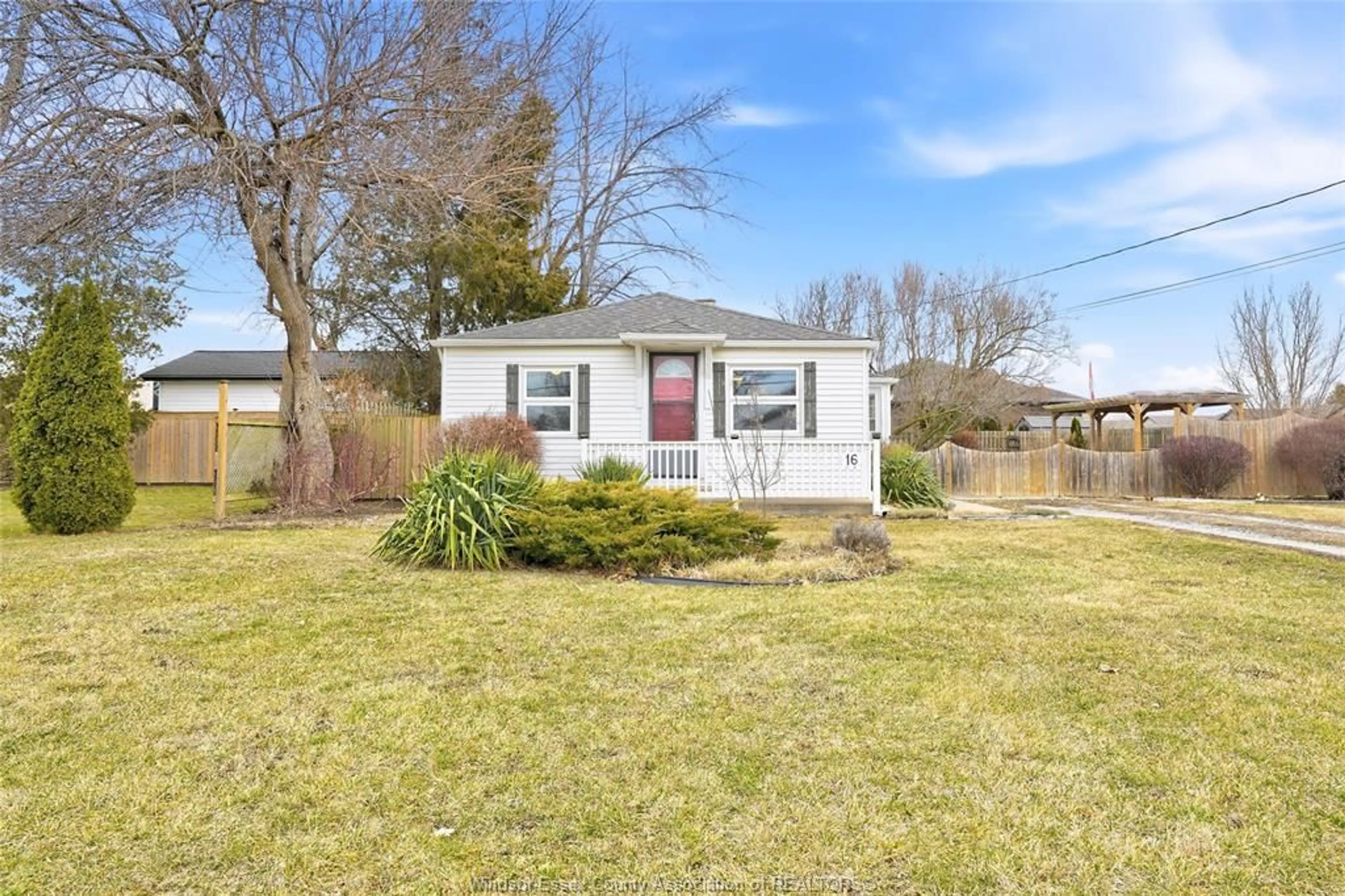 Unknown for 16 MCCALLUM Ave, Kingsville Ontario N9Y 1C2