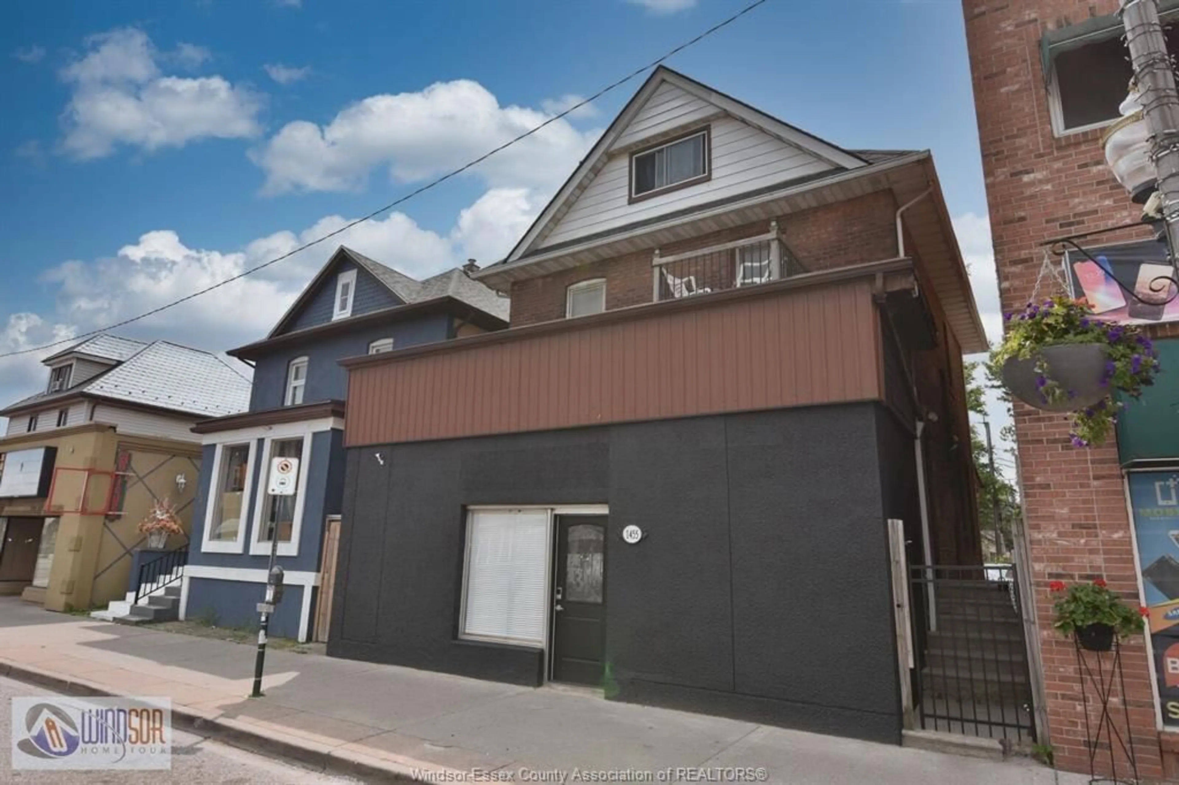 Unknown for 1453 WYANDOTTE St, Windsor Ontario N9A 3L1