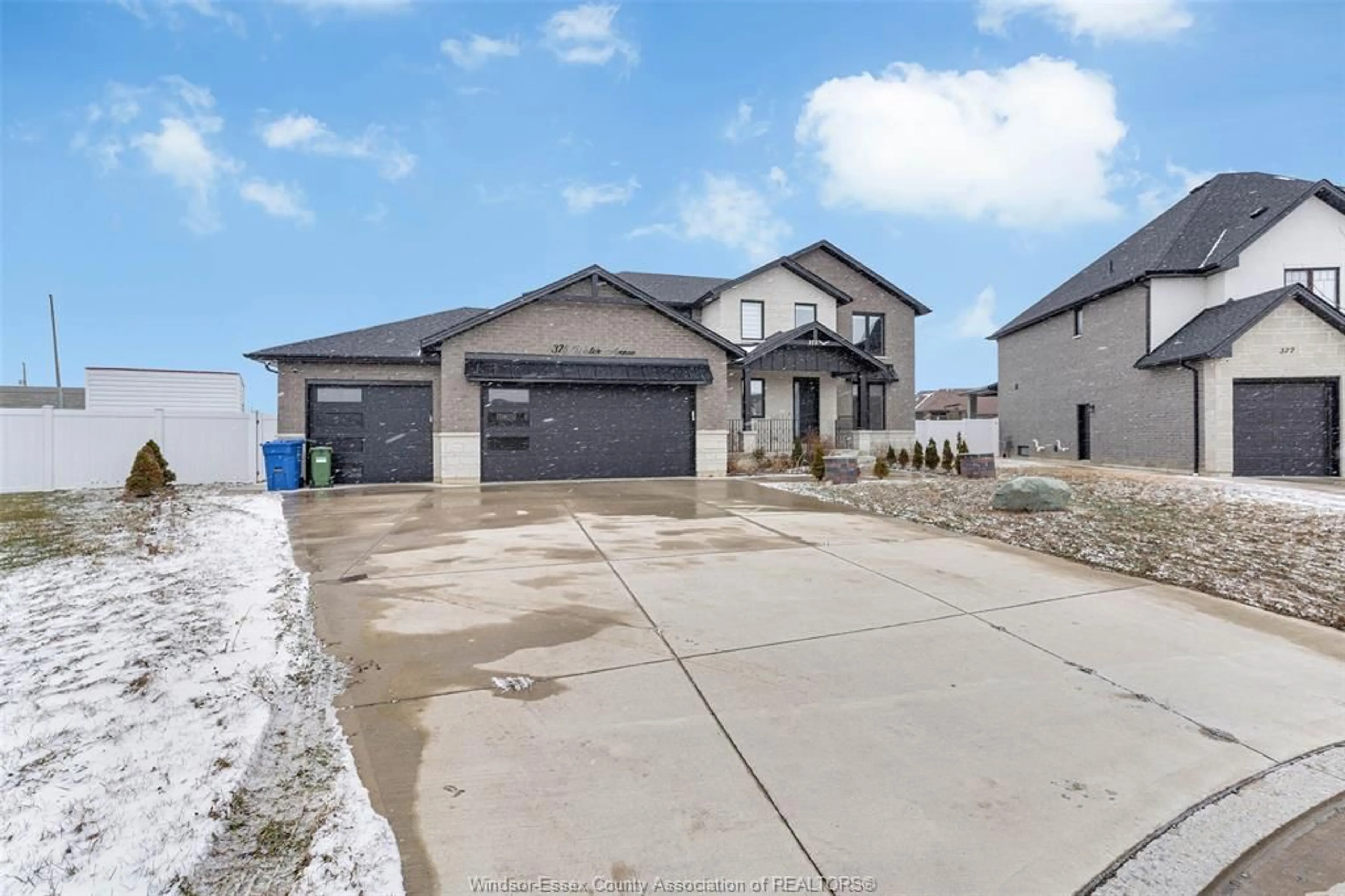 Unknown for 375 WATER, Lakeshore Ontario N0R 1A0