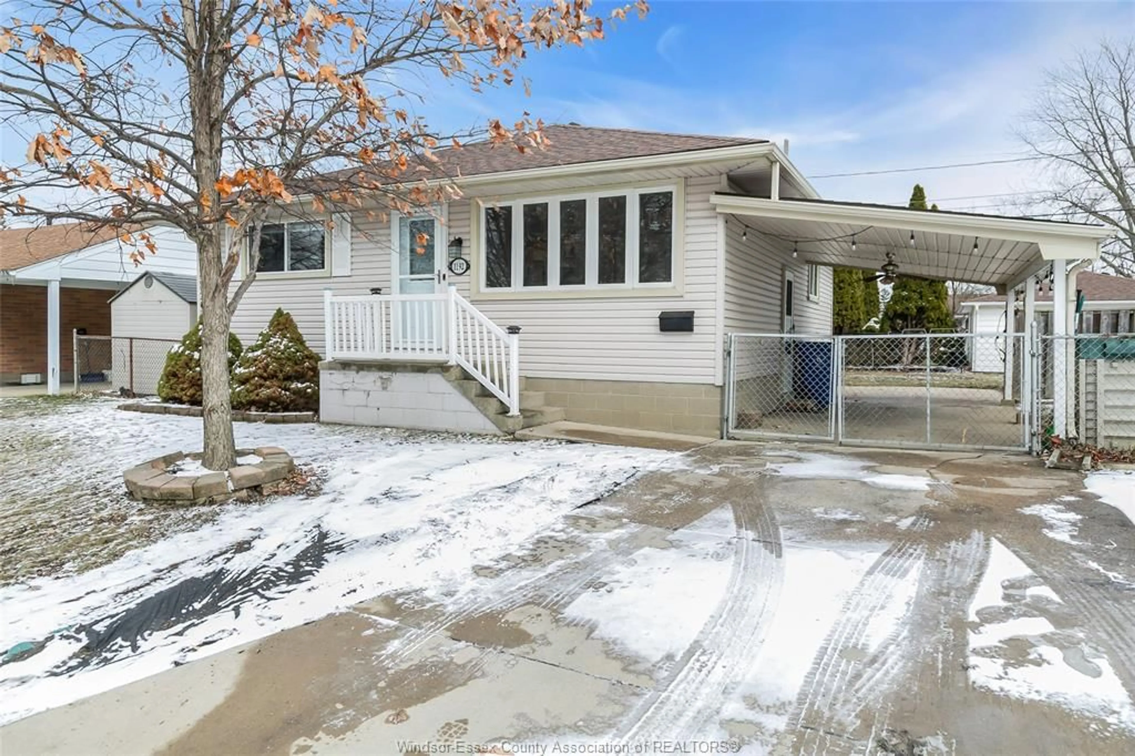 Home with vinyl exterior material, street for 1192 REEDMERE, Windsor Ontario N8S 2M3