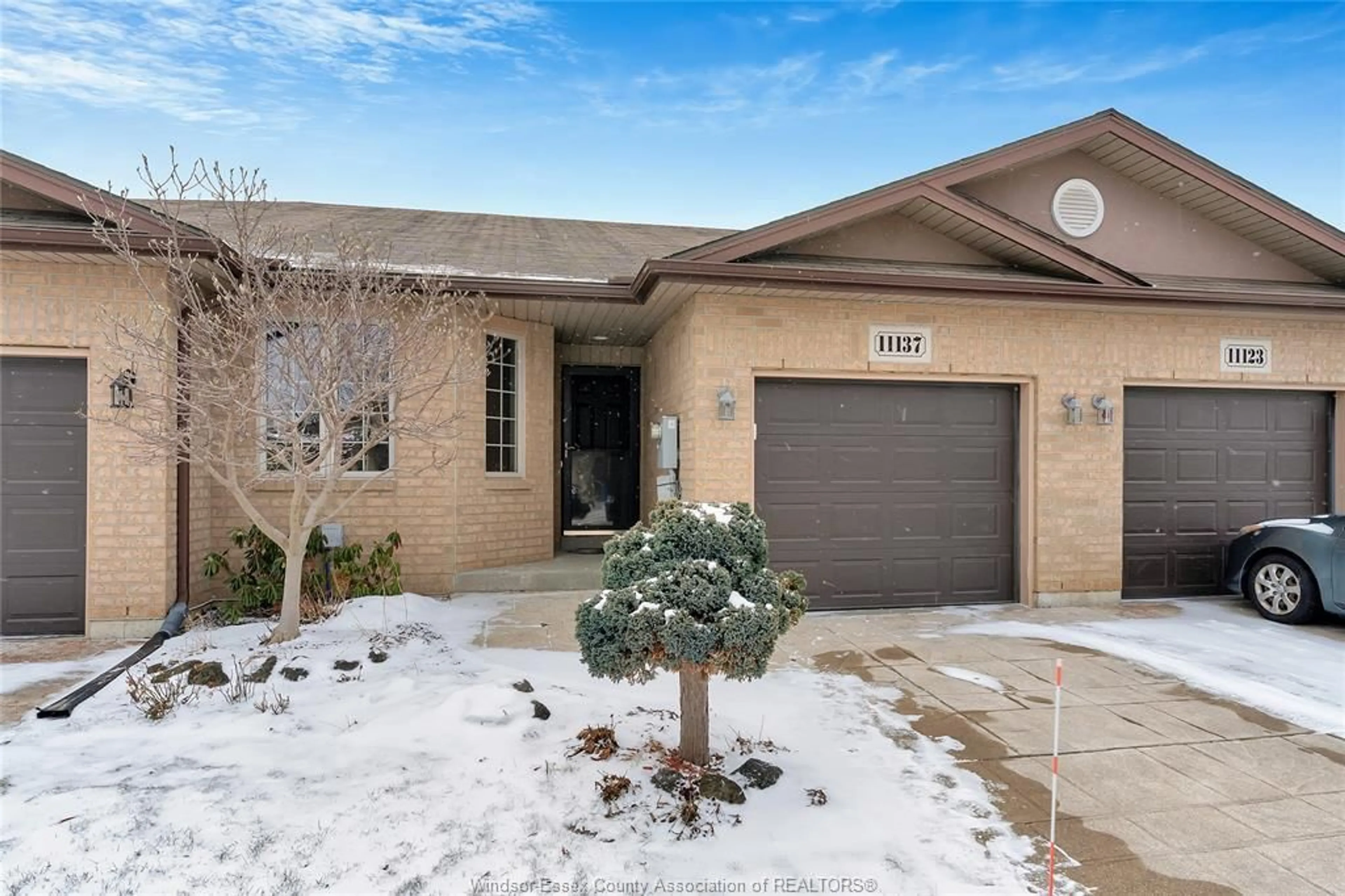 Unknown for 11137 STONESCAPE, Windsor Ontario N8P 1M3