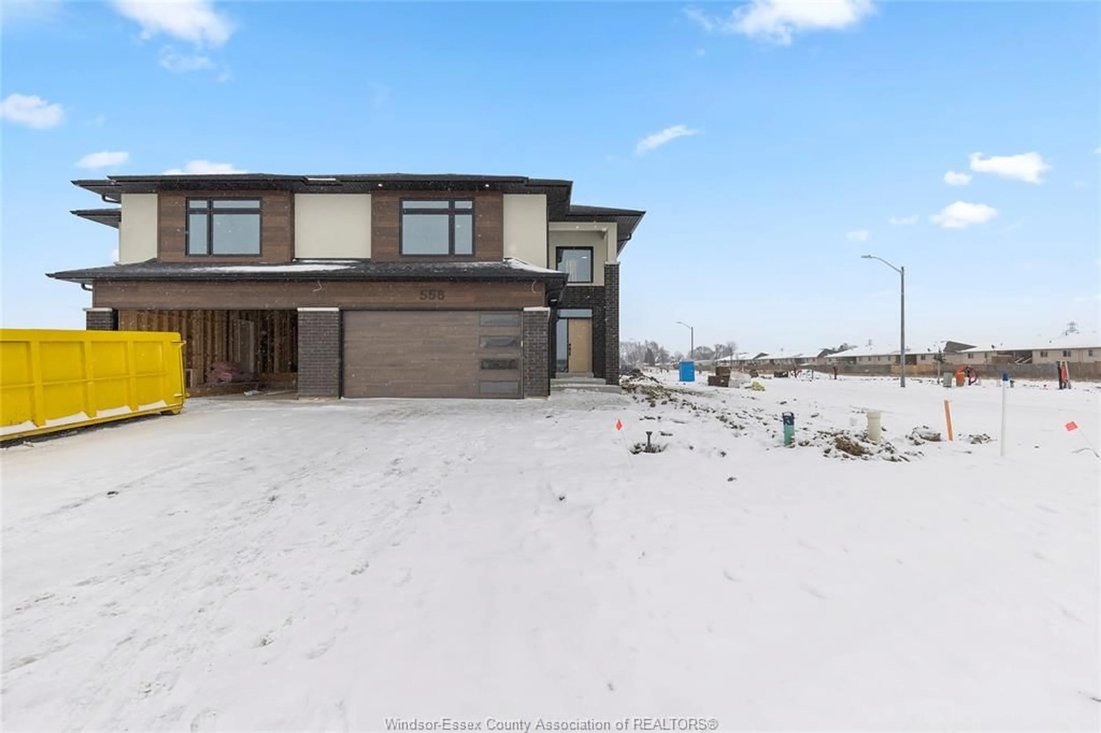 A pic from outside/outdoor area/front of a property/back of a property/a pic from drone, unknown for 338 MARLA, Lakeshore Ontario N0R 1A0