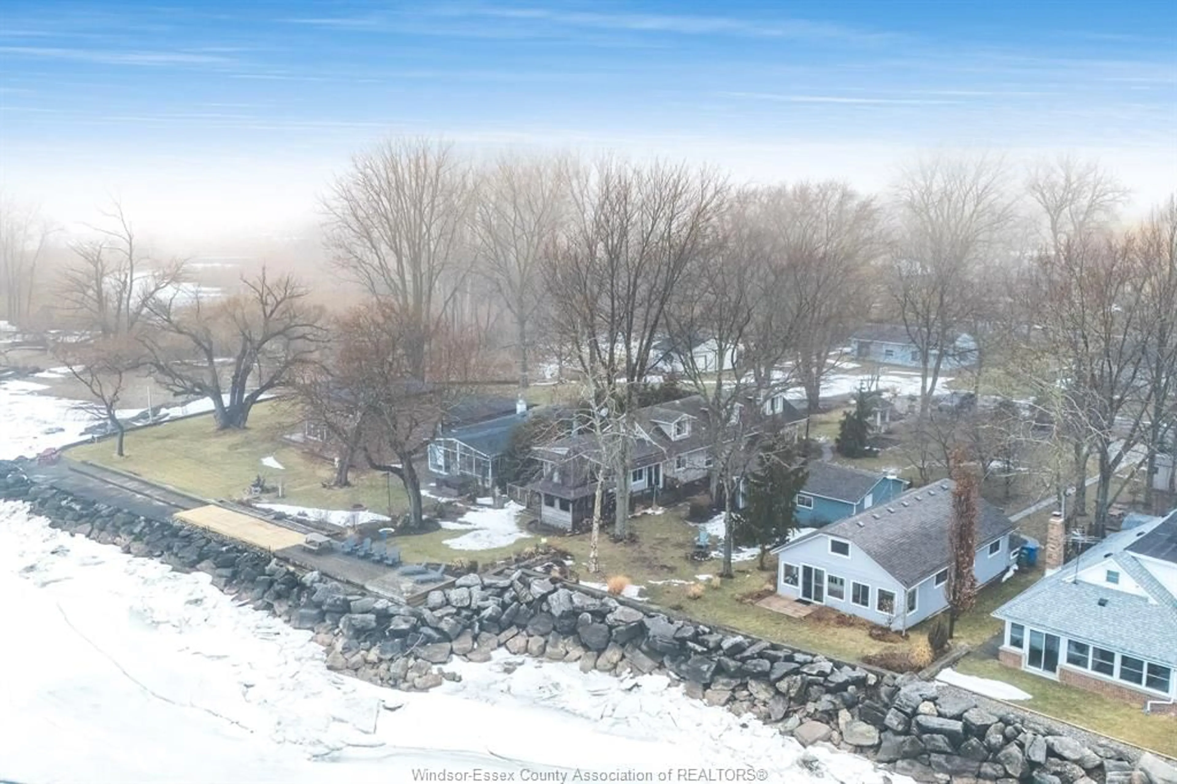 A pic from outside/outdoor area/front of a property/back of a property/a pic from drone, water/lake/river/ocean view for 927 Iler Beach Rd, Essex Ontario N0R 1G0