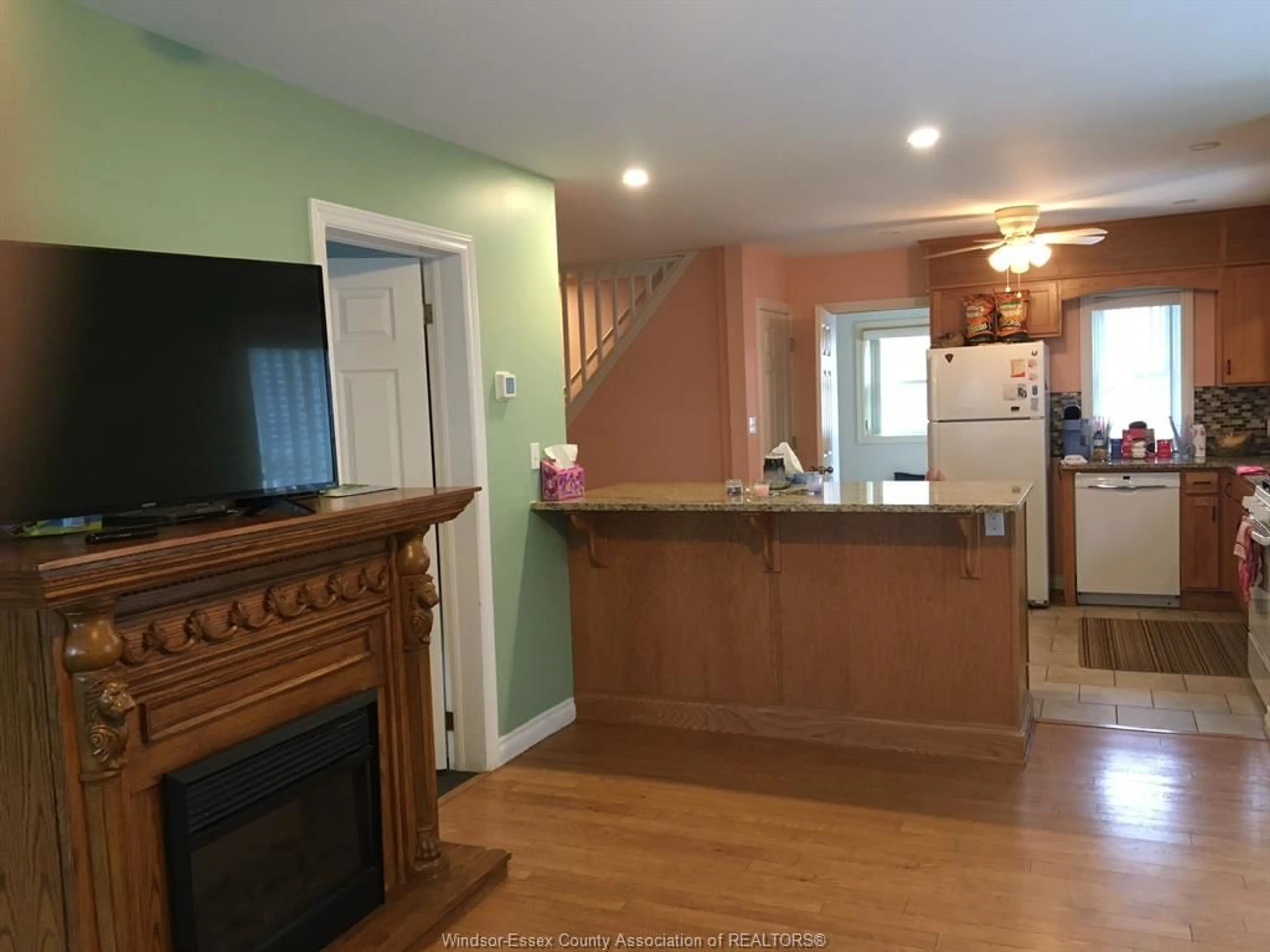 Open concept kitchen, wood/laminate floor for 2168 DOMINION, Windsor Ontario N9B 3H9