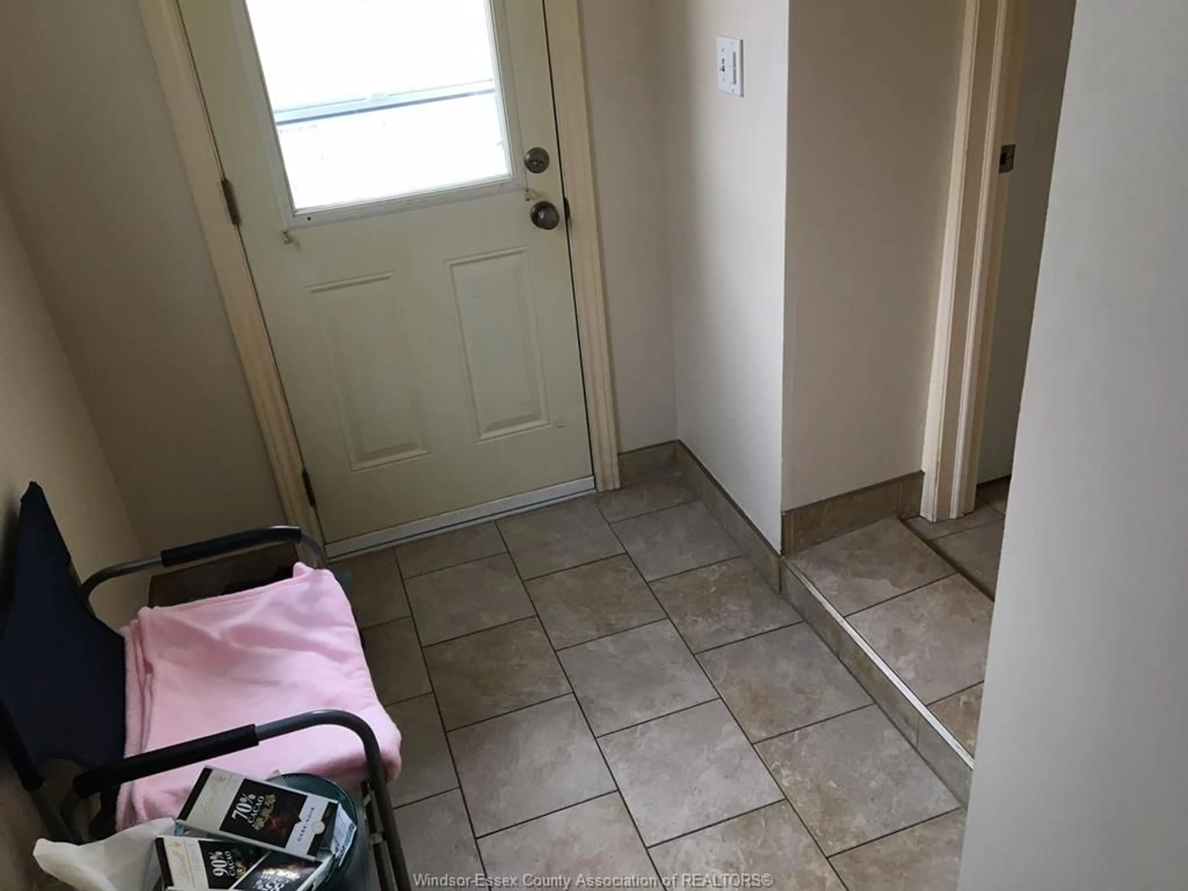 A pic of a room for 2168 DOMINION, Windsor Ontario N9B 3H9