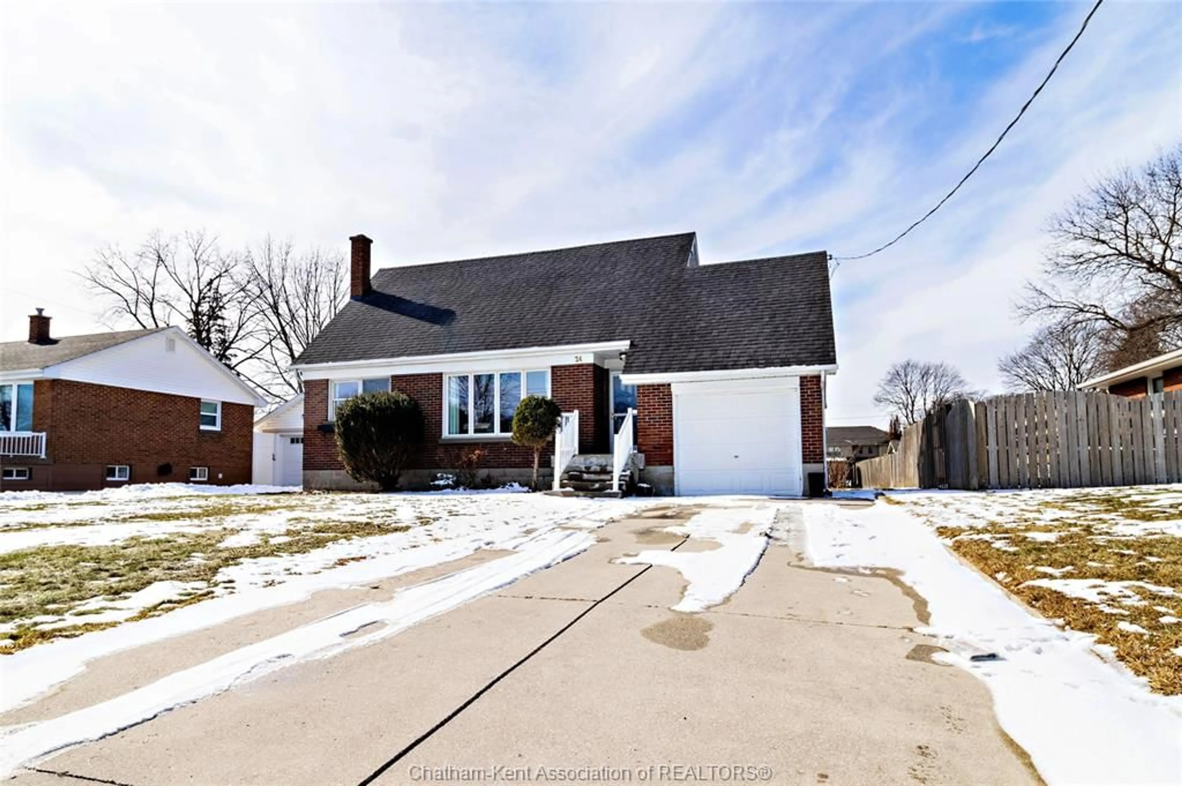 Home with brick exterior material, street for 24 SIMONTON Dr, Chatham Ontario N7M 5C6