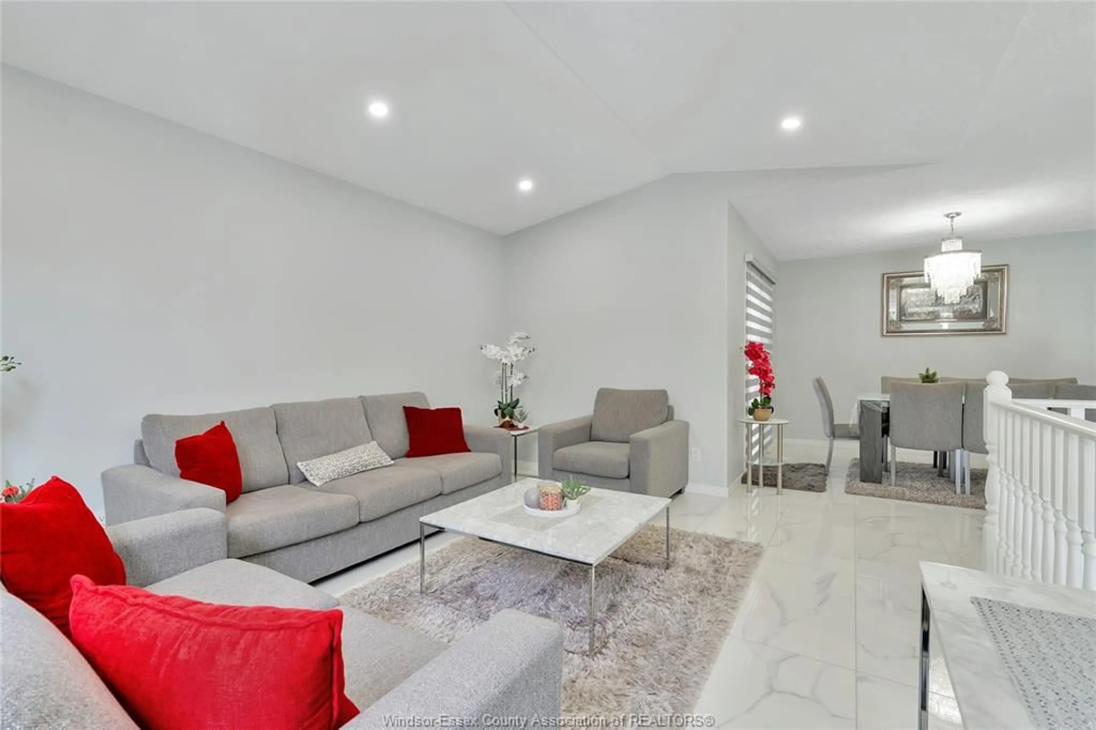 Living room with furniture, unknown for 3725 IRONGATE Cir, Windsor Ontario N8W 5T3