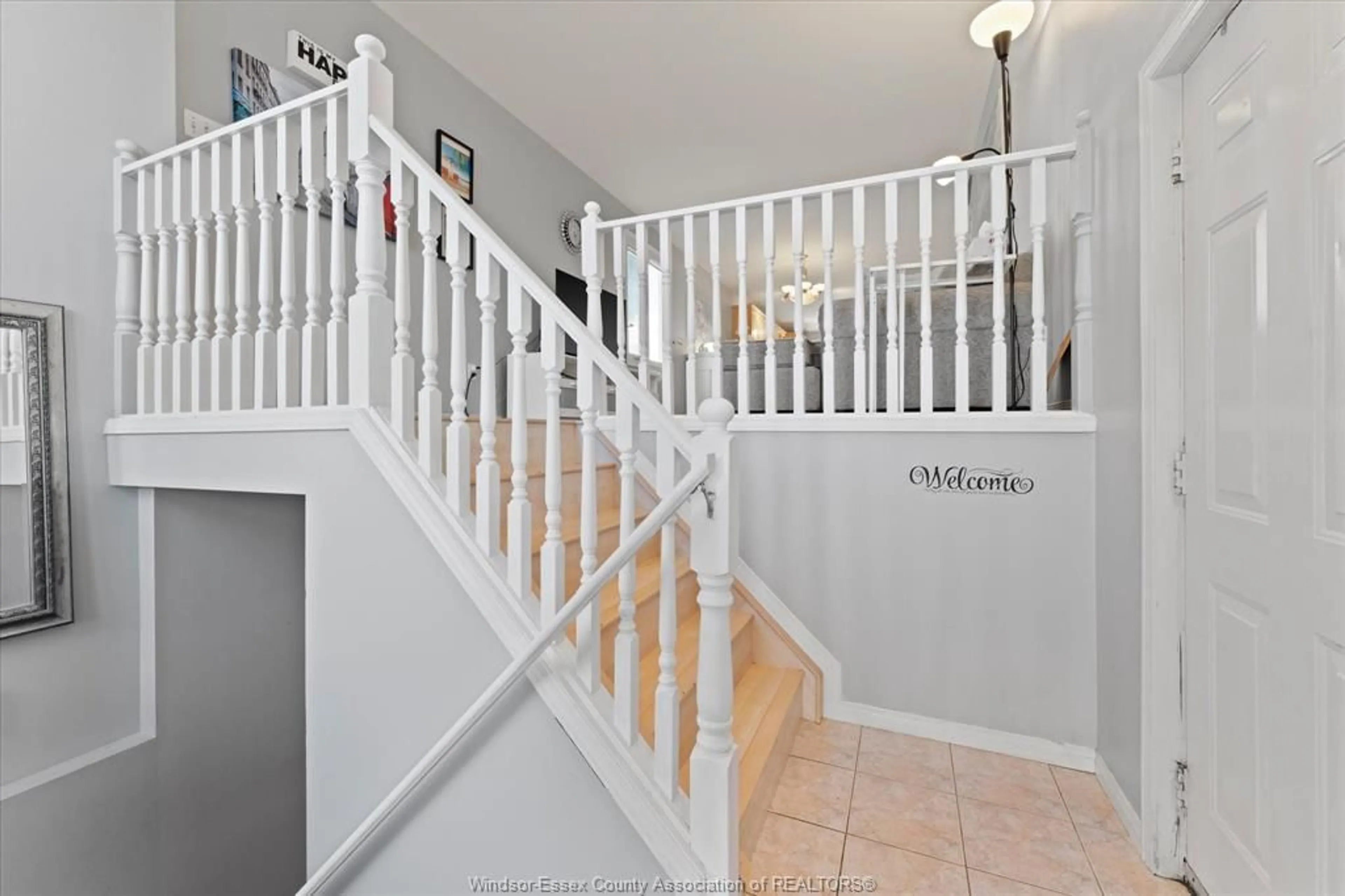 Unknown for 1691 FIELDCREST, Tecumseh Ontario N8N 4Z8