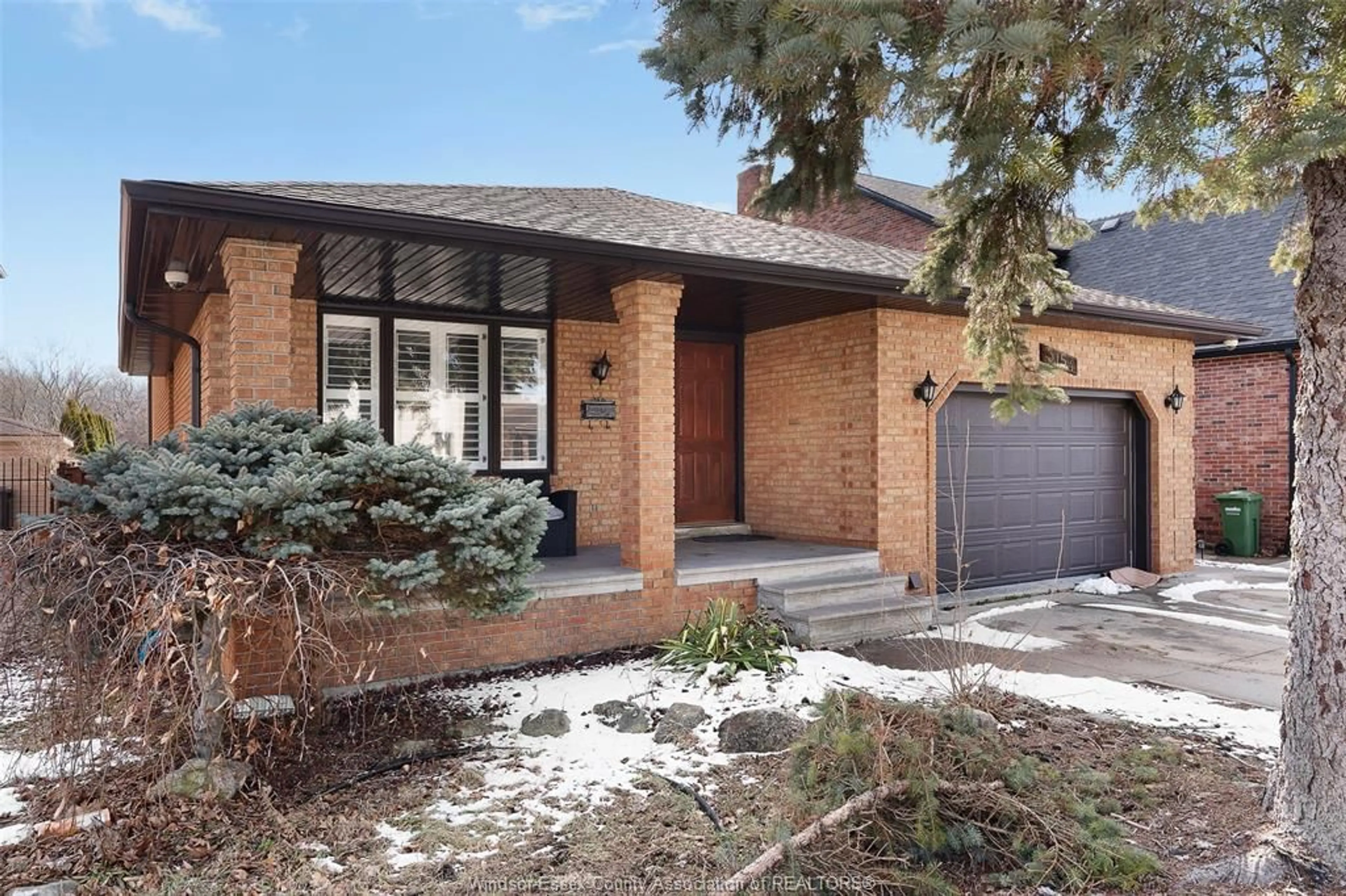 Home with brick exterior material, street for 3154 FAZIO Dr, Windsor Ontario N9E 4G6