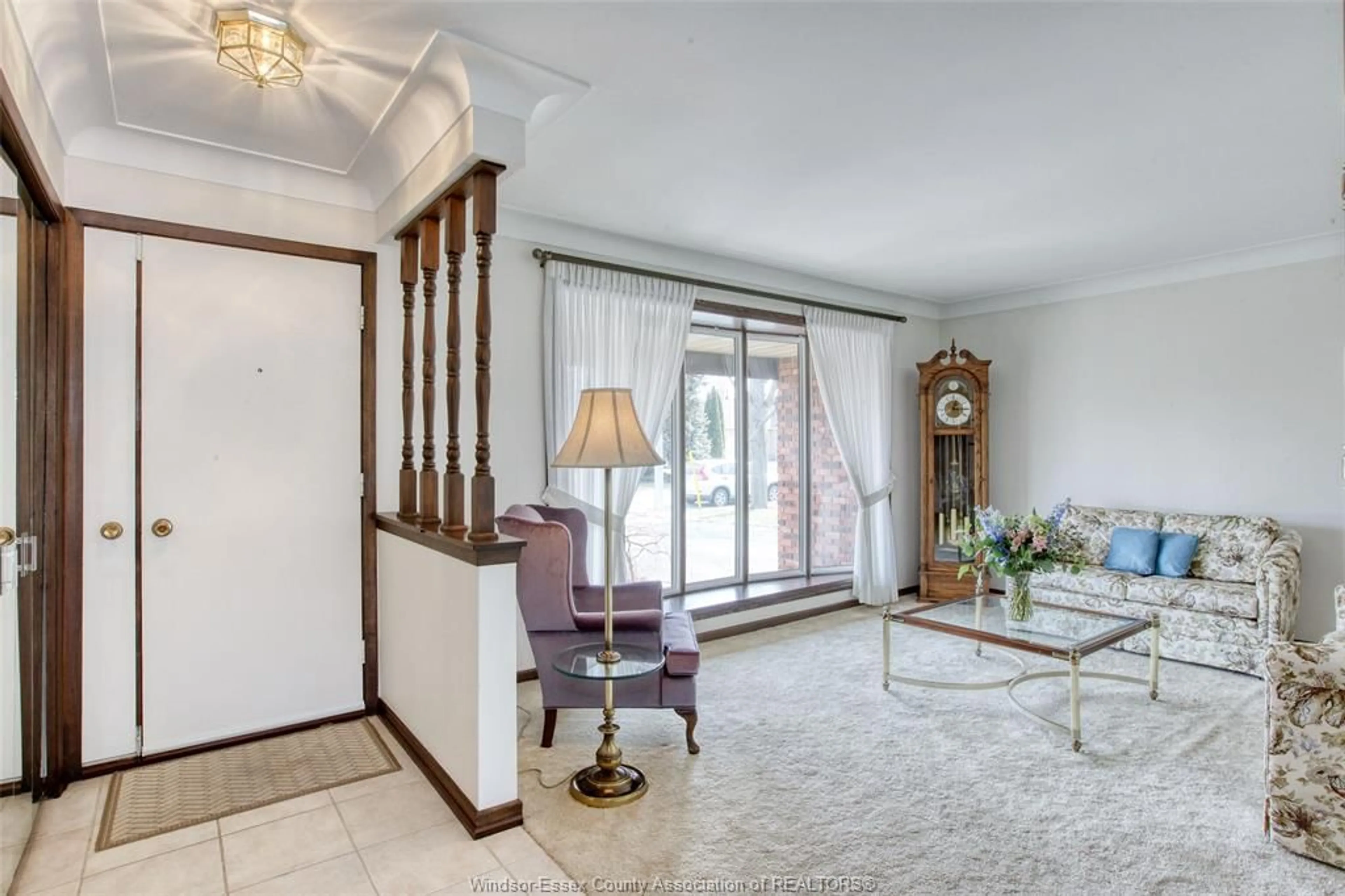 Unknown for 5895 NINTH St, LaSalle Ontario N9H 1Y7