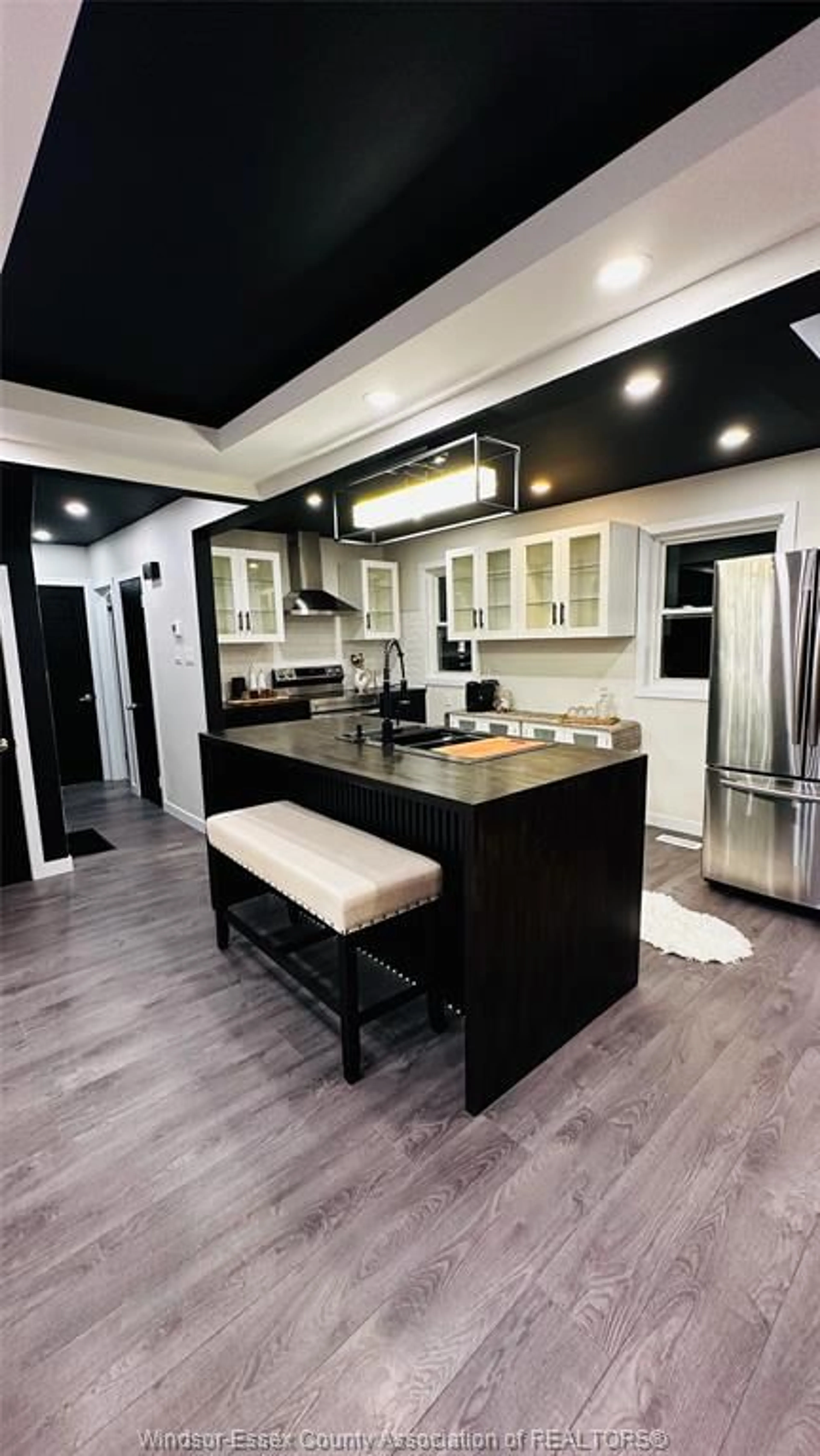 Contemporary kitchen, unknown for 3519 TECUMSEH Rd, Windsor Ontario N9C 2B6