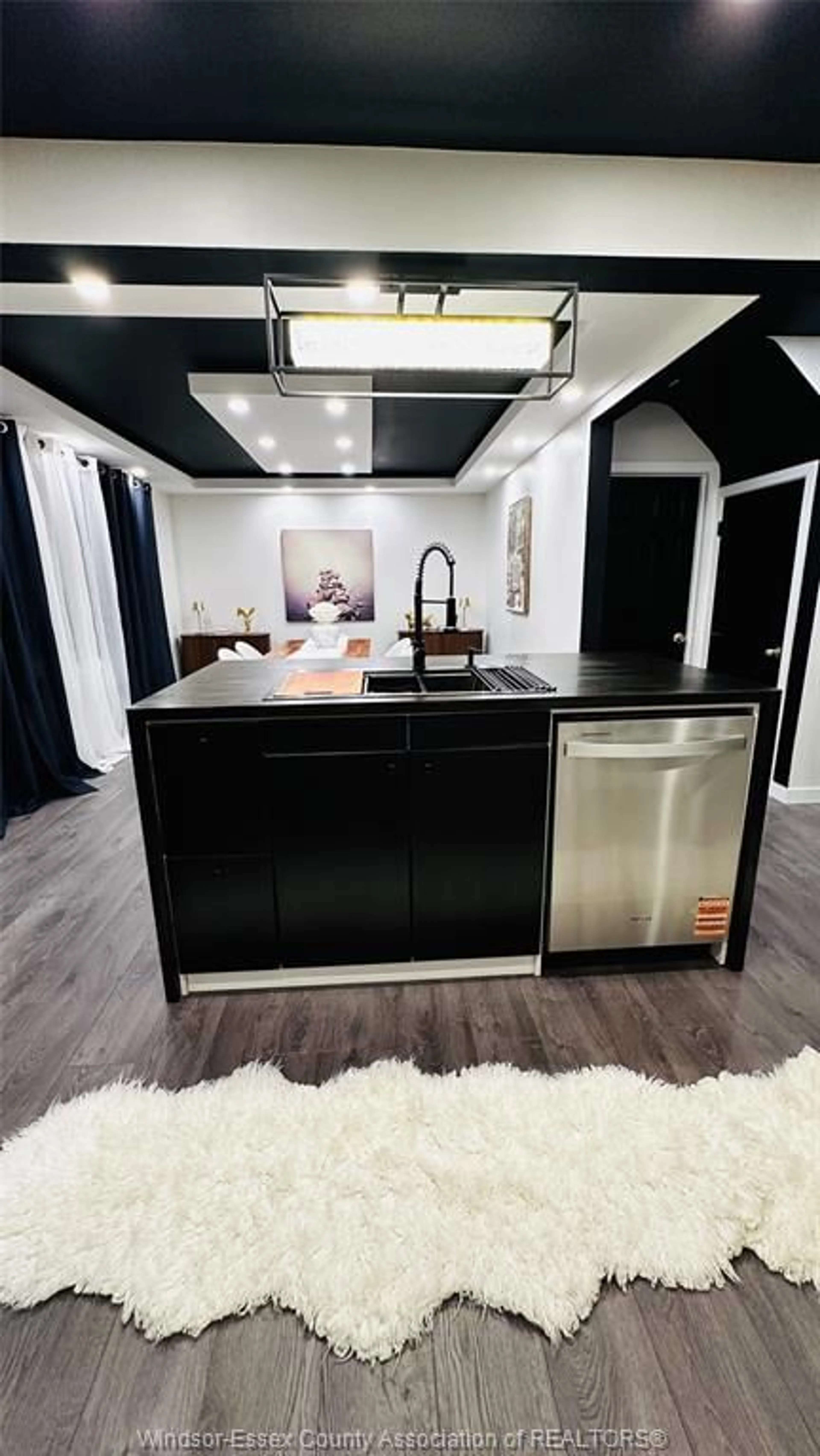 Contemporary kitchen, unknown for 3519 TECUMSEH Rd, Windsor Ontario N9C 2B6