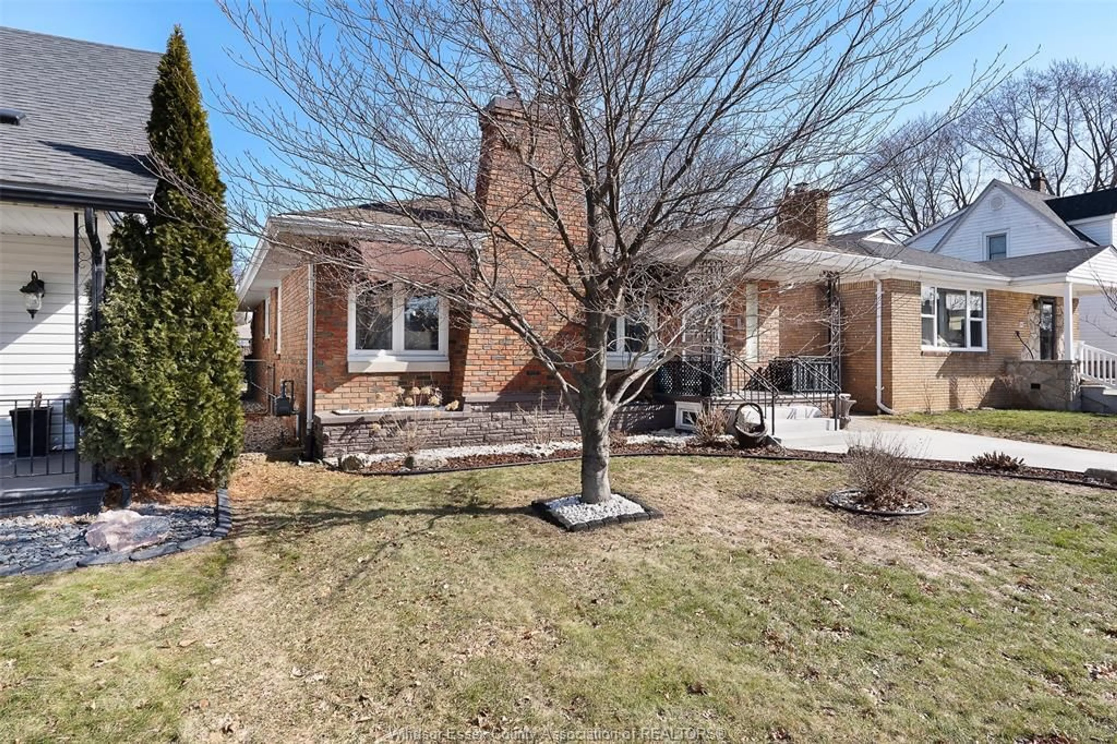 Home with brick exterior material, street for 244 ISABELLE Pl, Windsor Ontario N8S 3A6