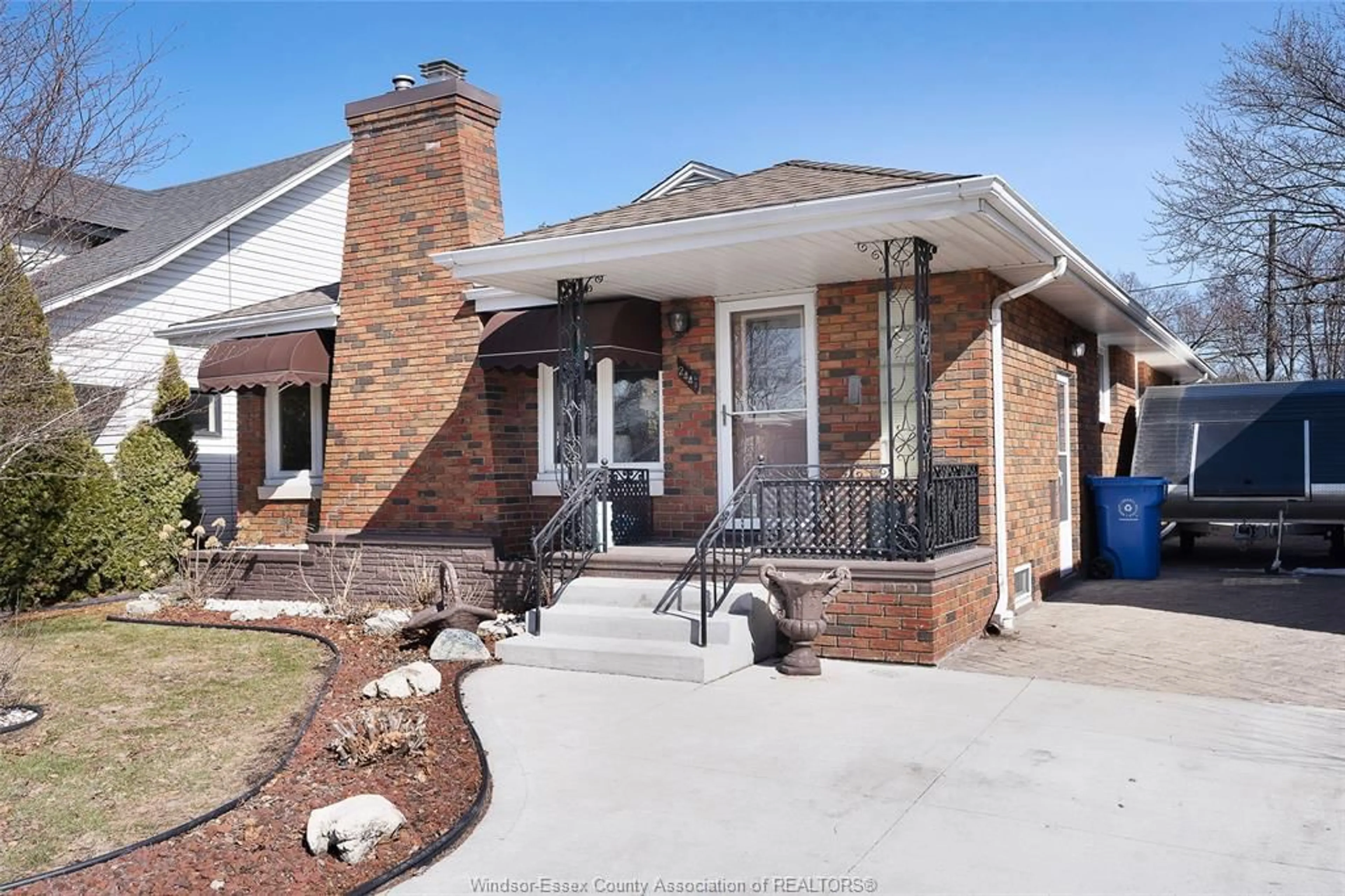 Home with brick exterior material, street for 244 ISABELLE Pl, Windsor Ontario N8S 3A6