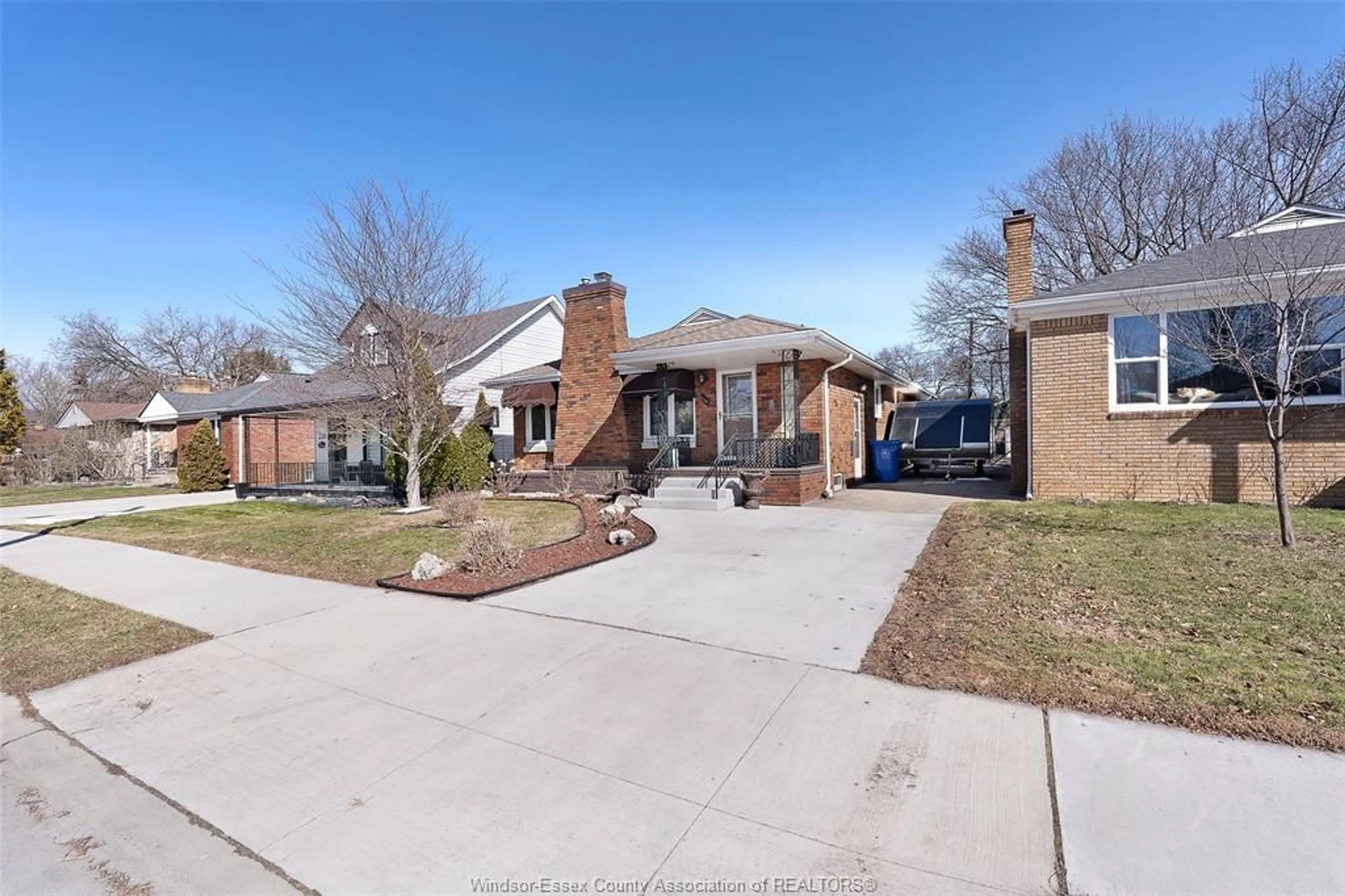 Home with brick exterior material, street for 244 ISABELLE Pl, Windsor Ontario N8S 3A6