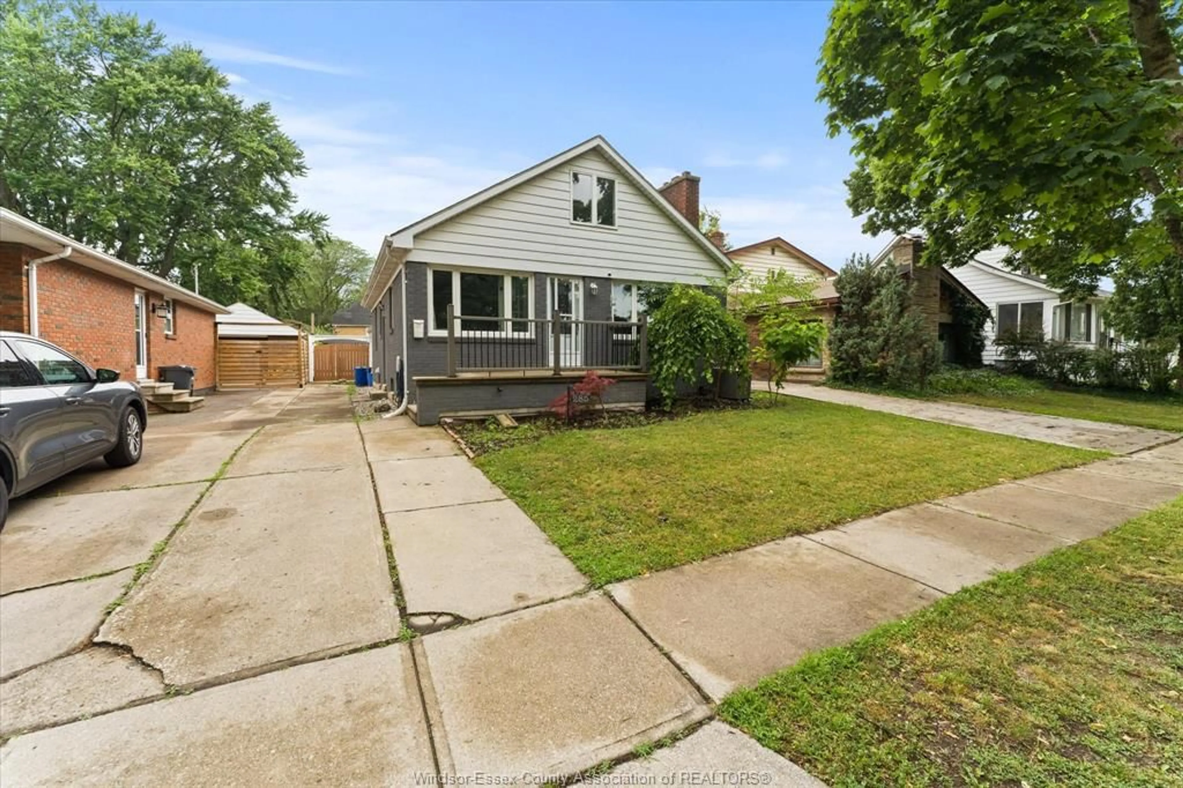 Unknown for 285 BELLEPERCHE Pl, Windsor Ontario N8S 3B6