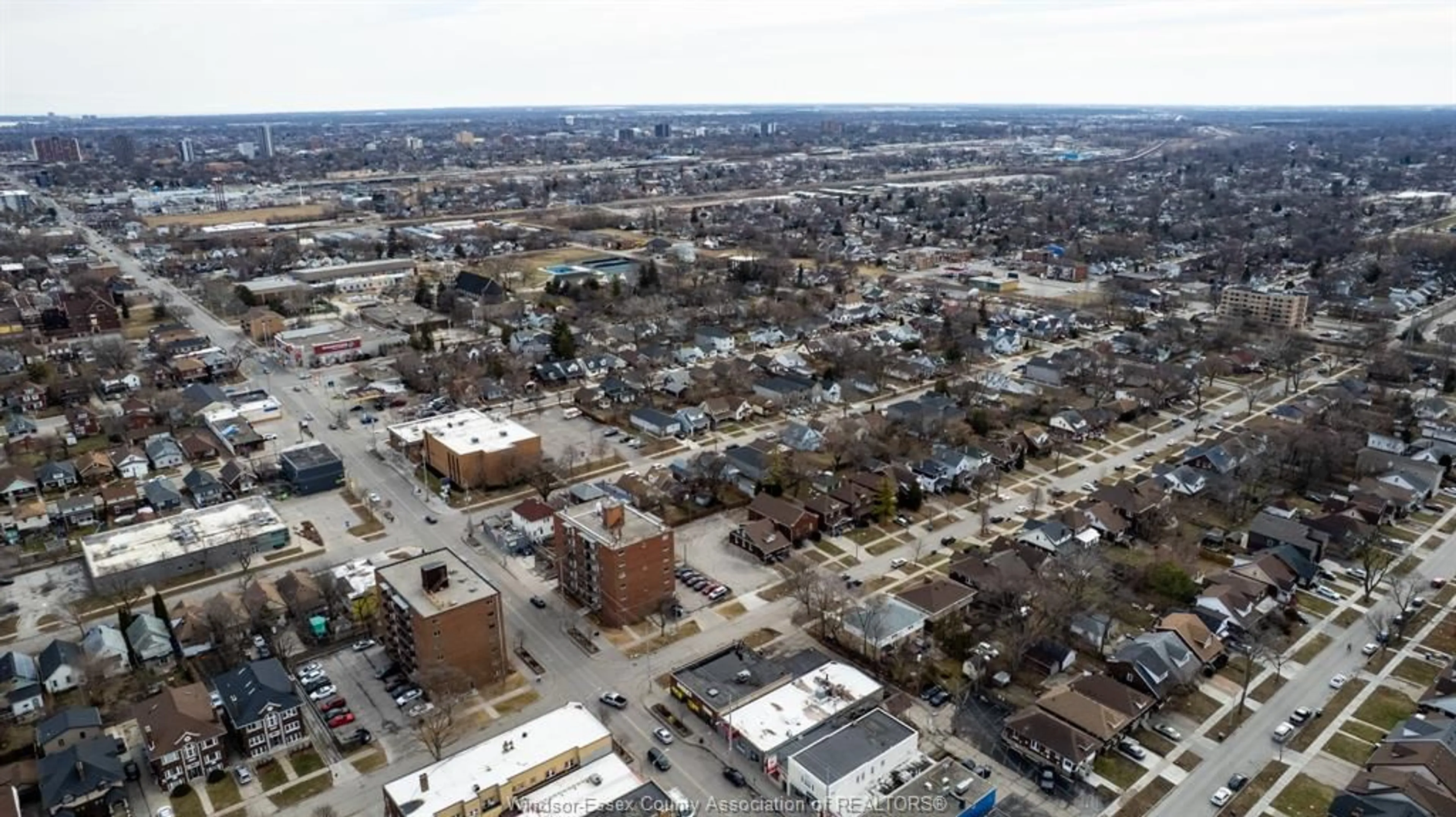 A pic from outside/outdoor area/front of a property/back of a property/a pic from drone, street for 636-644 PARTINGTON Ave, Windsor Ontario N9B 2N7