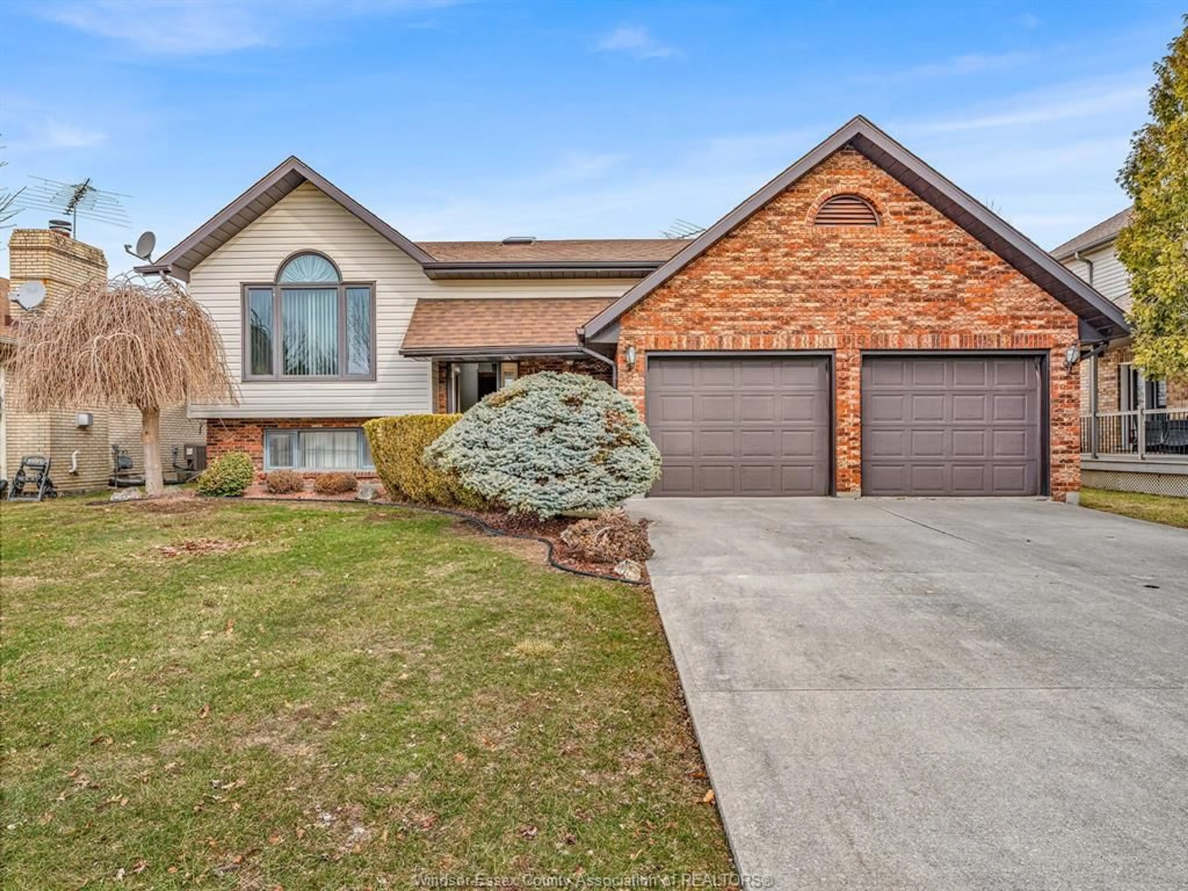 Home with brick exterior material, street for 1632 ELMWOOD, Lakeshore Ontario N0R 1A0