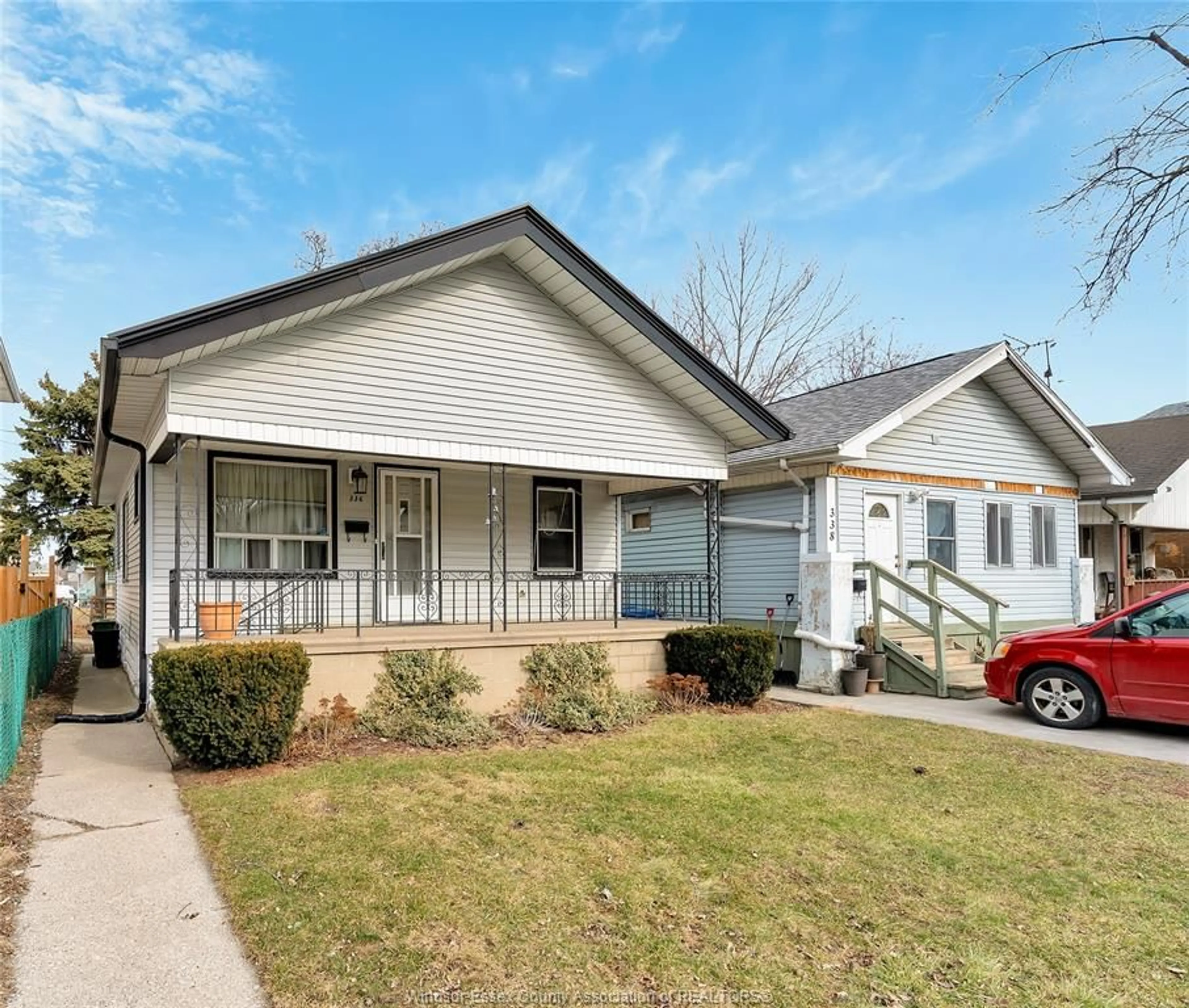 Home with vinyl exterior material, street for 336 JOSEPHINE Ave, Windsor Ontario N9B 2L1