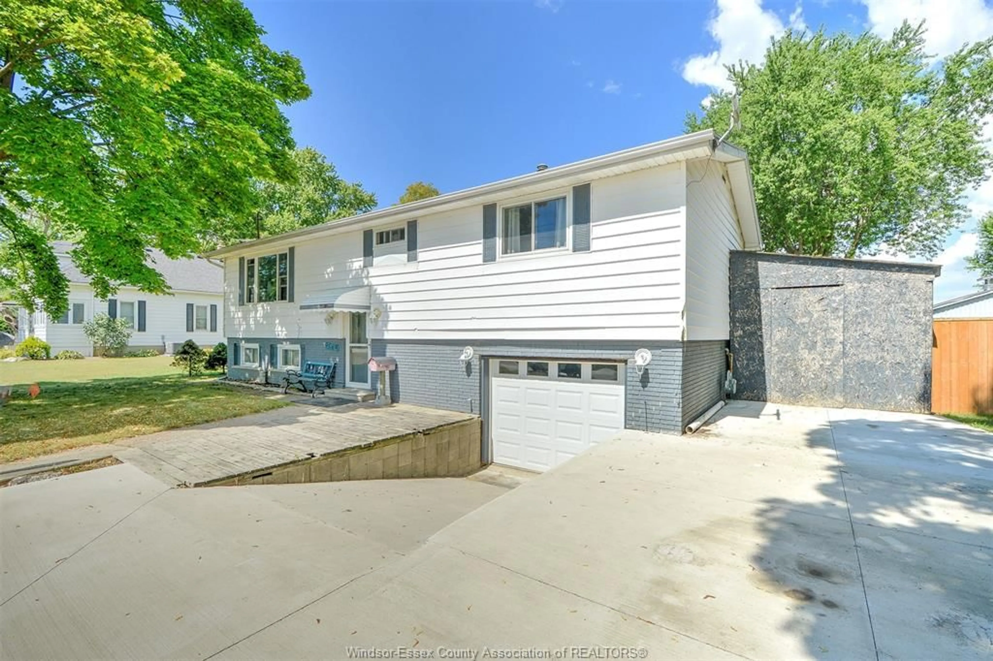 Home with vinyl exterior material, street for 9569 Malden Rd, LaSalle Ontario N9J 2W5