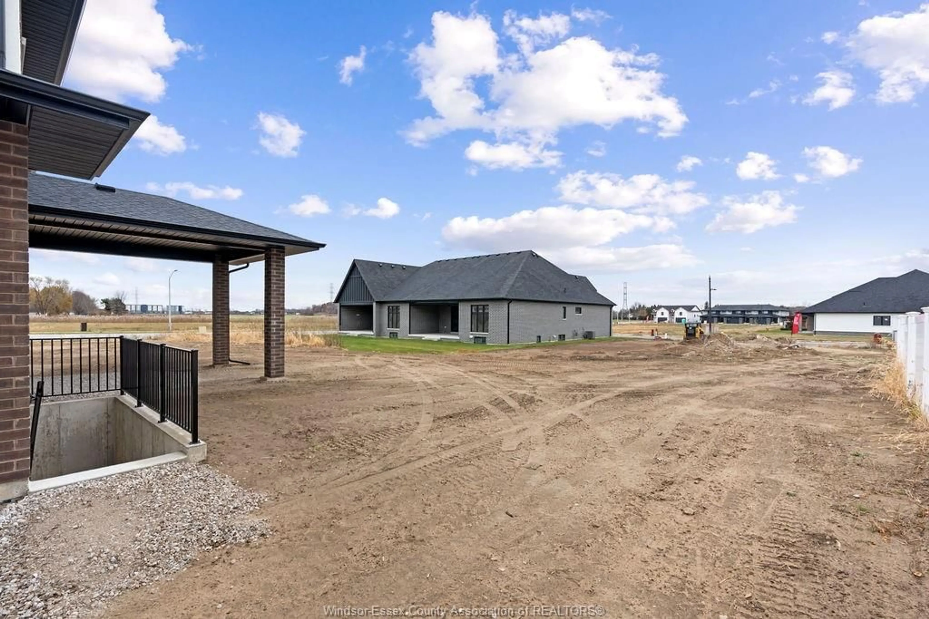 A pic from outside/outdoor area/front of a property/back of a property/a pic from drone, building for 4615 HURON CHURCH LINE Rd, LaSalle Ontario N9H 1H3