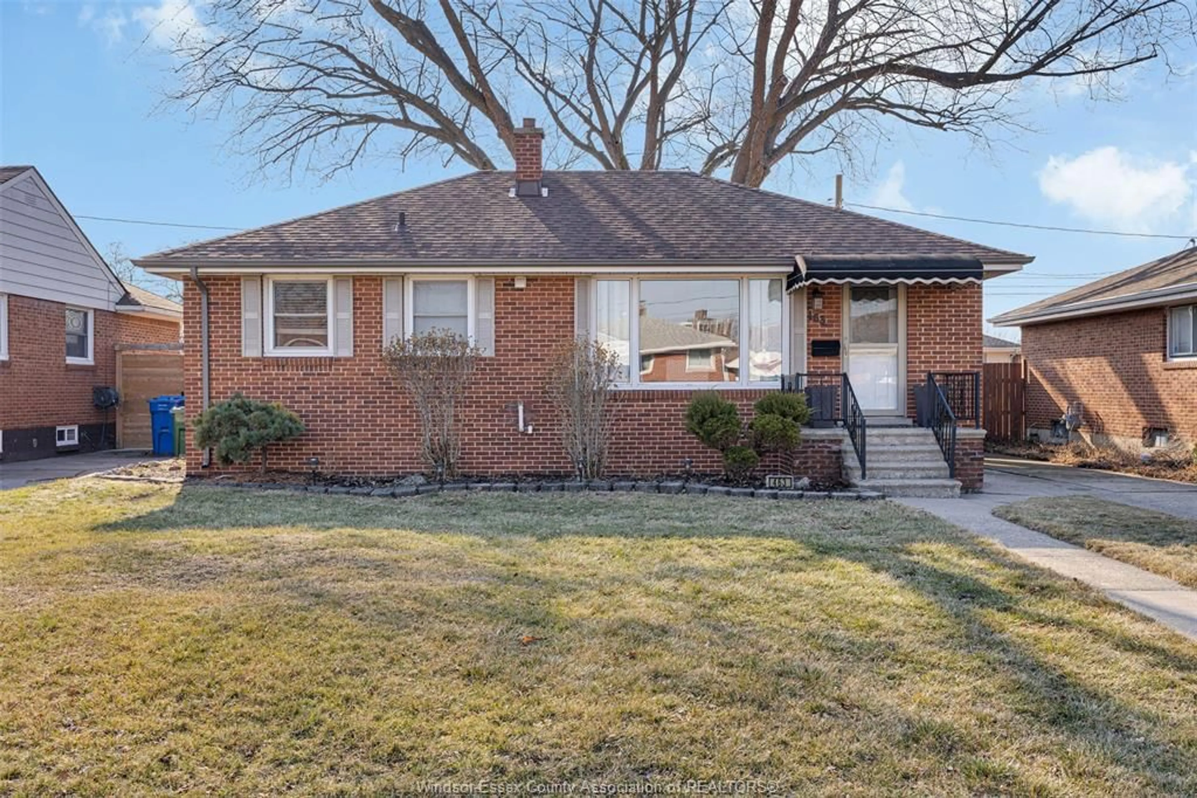 Home with brick exterior material, street for 463 ST. JOHN, Windsor Ontario N8S 3T8