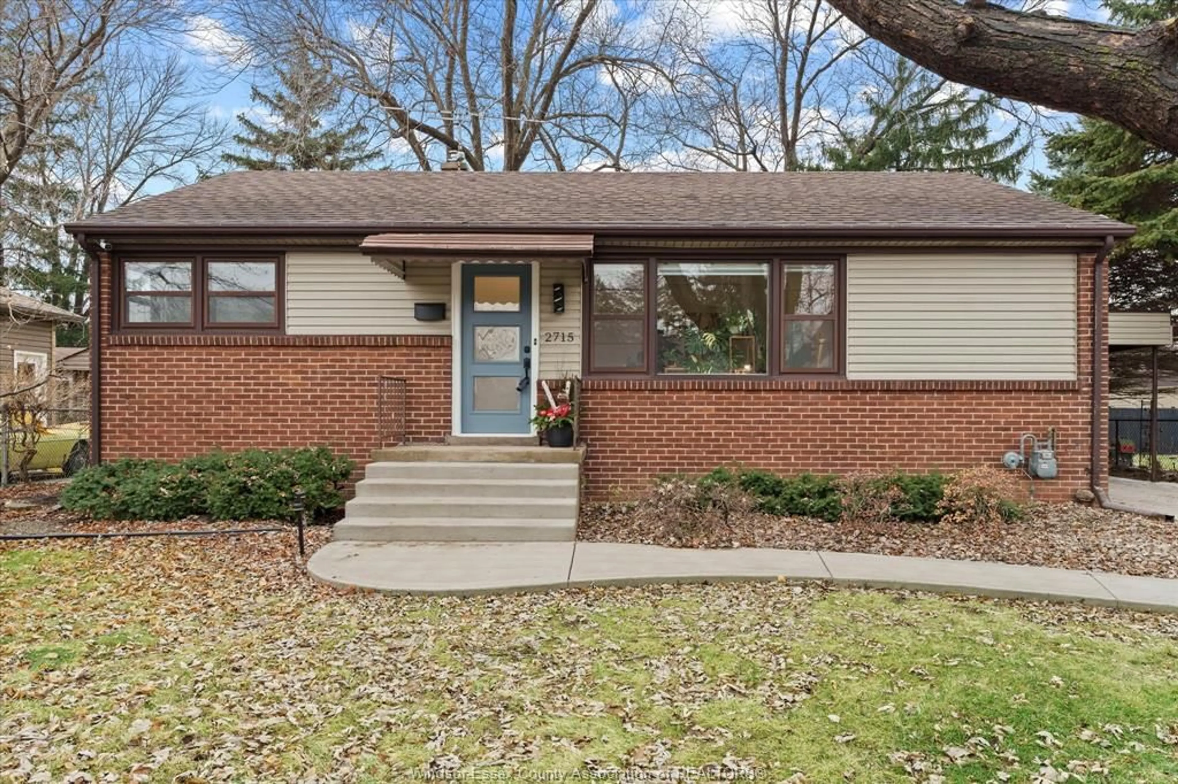 Home with brick exterior material, street for 2715 Dandurand, Windsor Ontario N9E 2E2