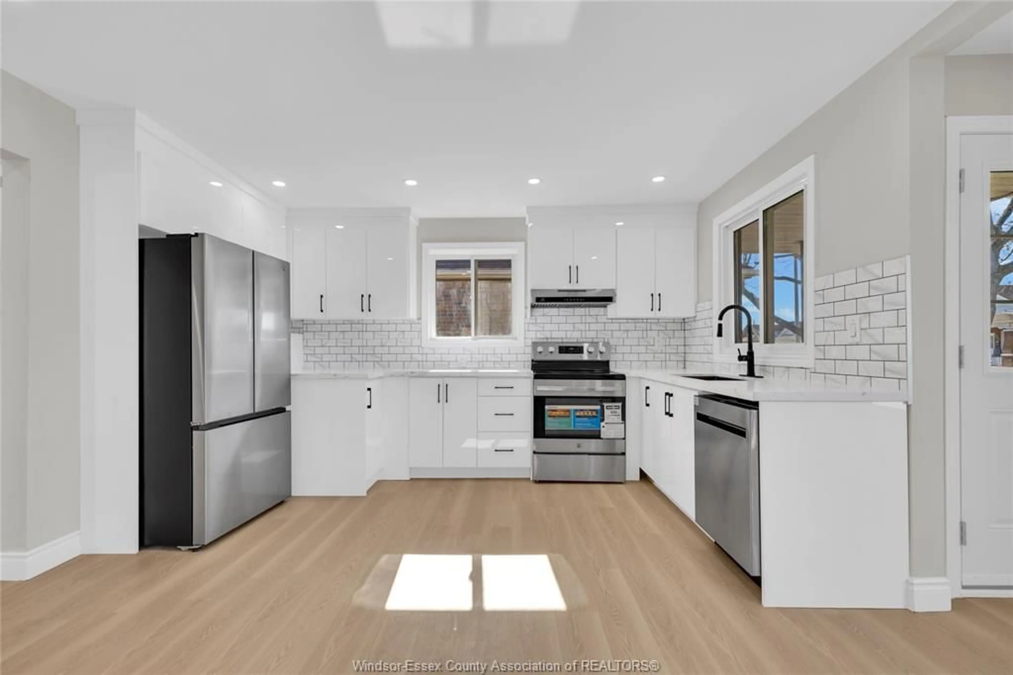 Open concept kitchen, ceramic/tile floor for 1708 ST. LUKE, Windsor Ontario N8Y 3N6