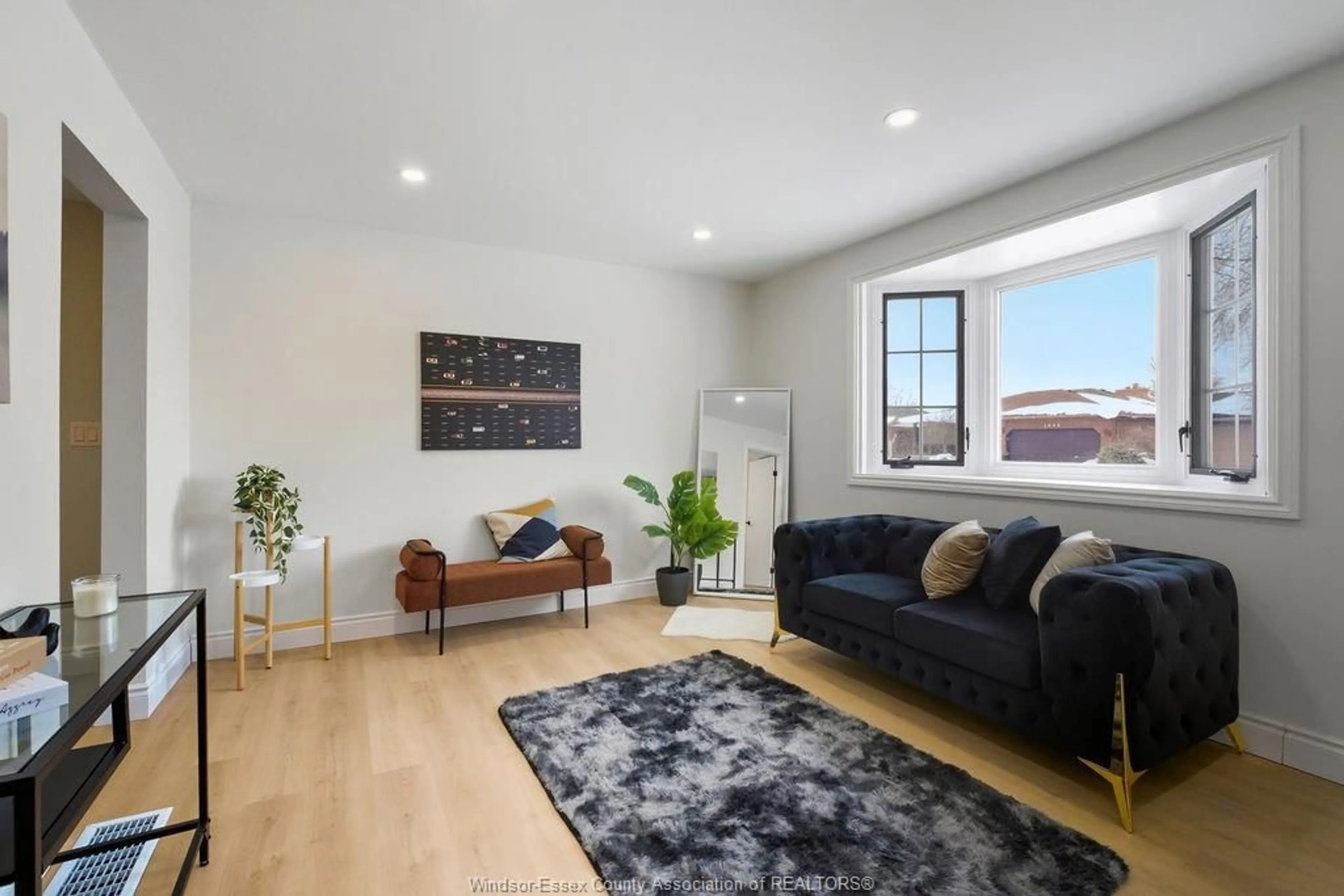 Living room with furniture, unknown for 1655 MARK AVE, Windsor Ontario N9B 3G5